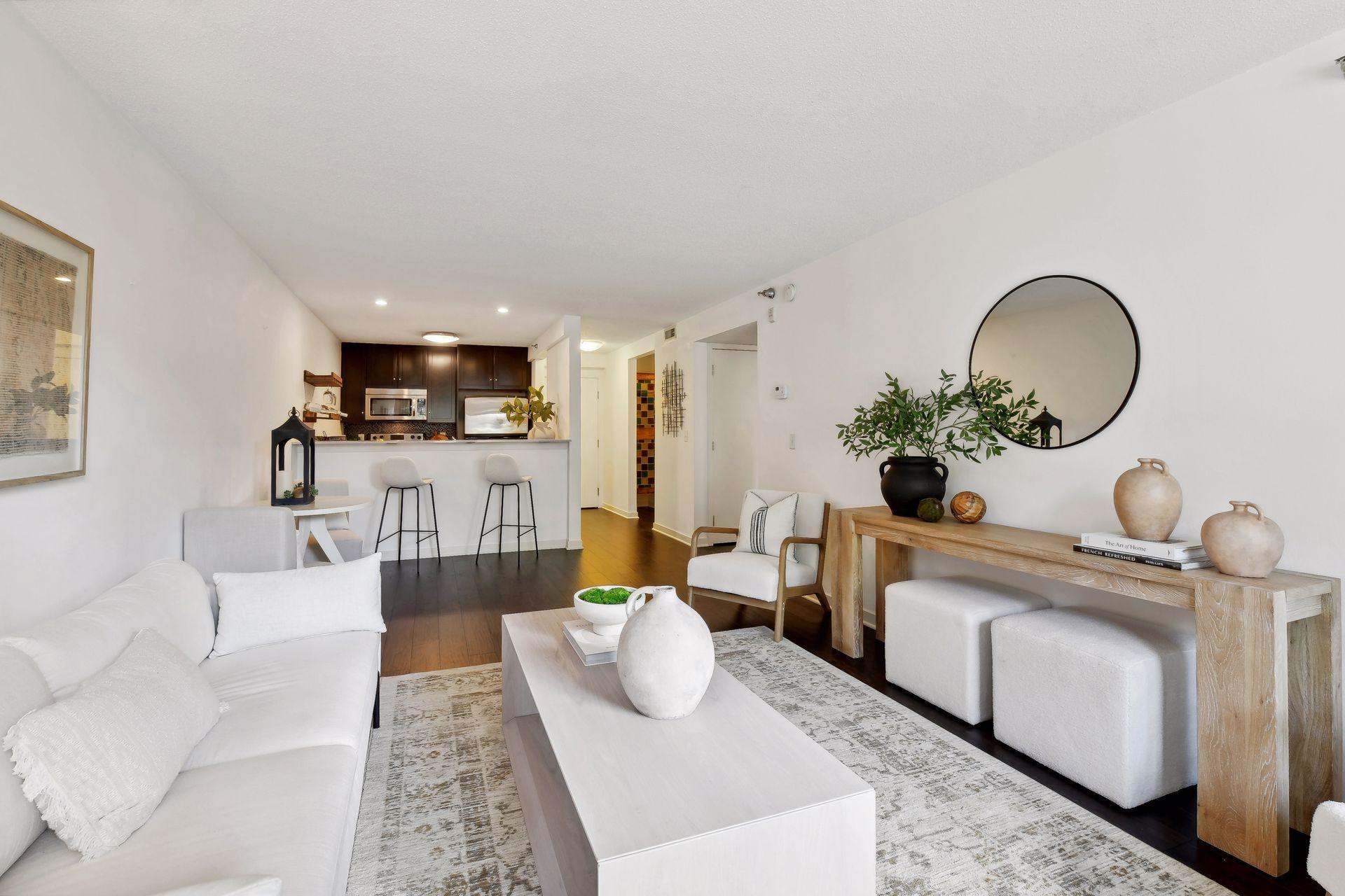 48 Groveland Terrace Unit: B106