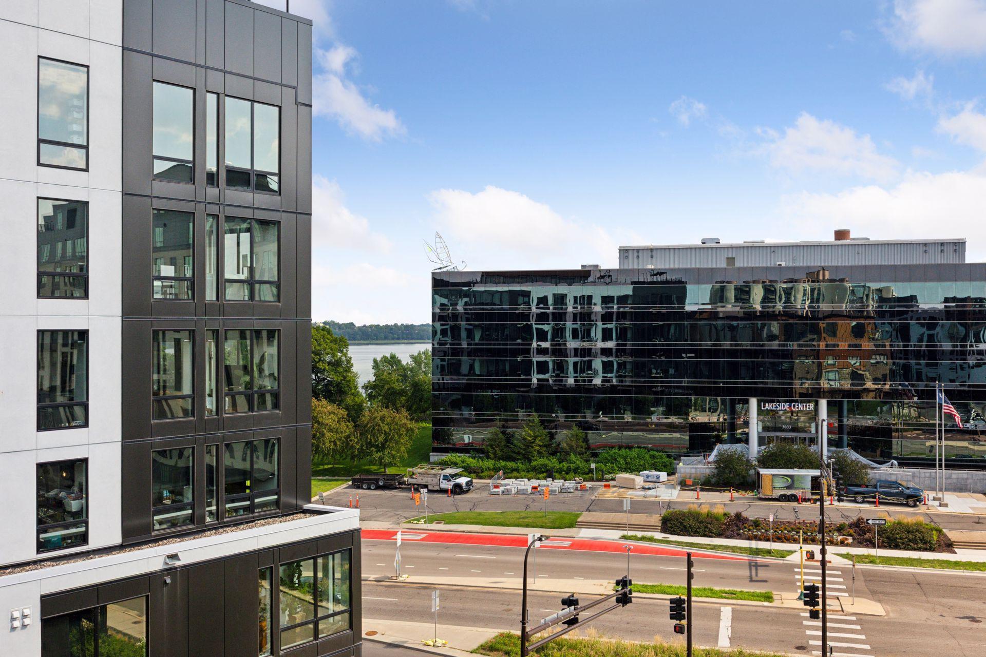 3104 W Lake Street Unit: 403