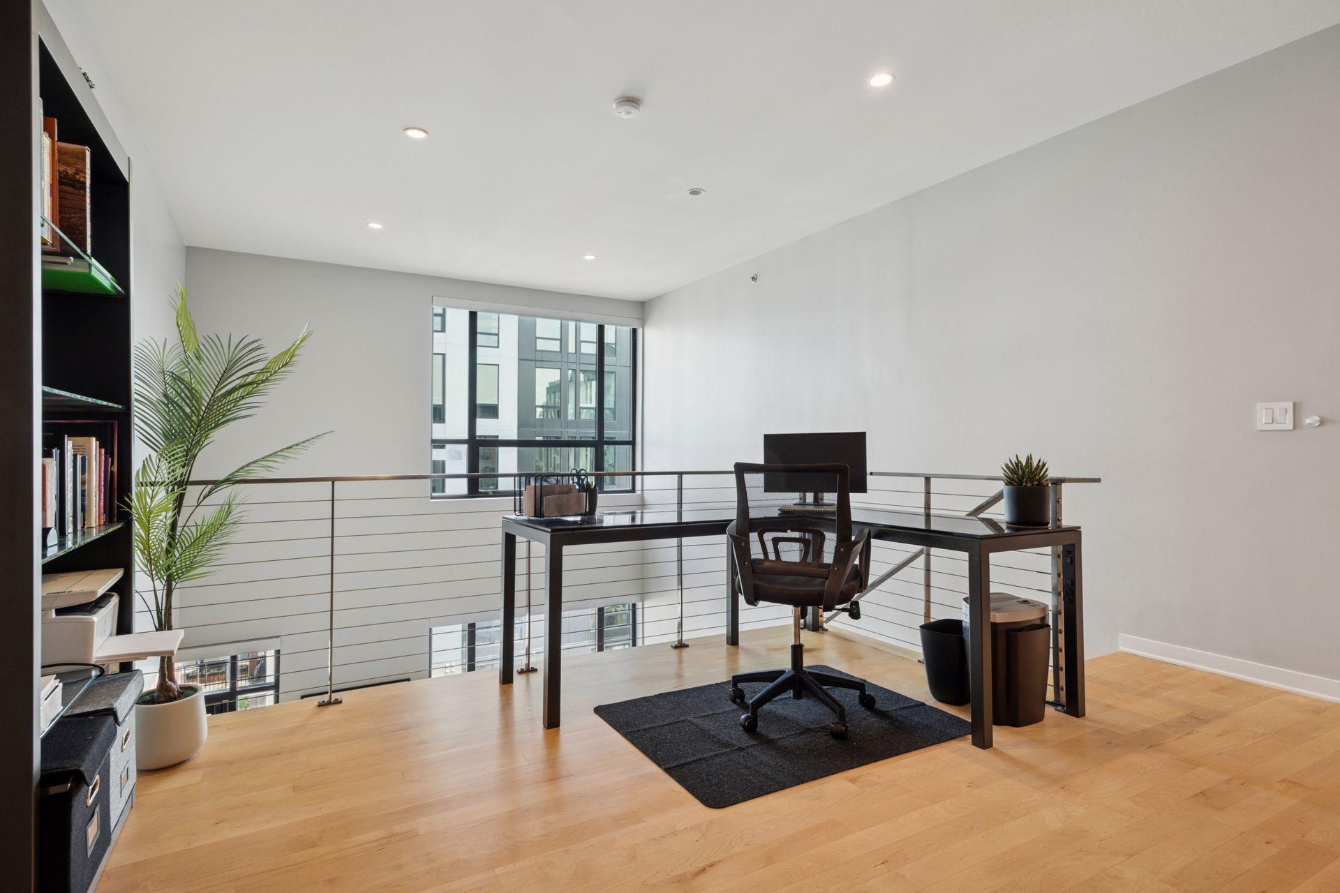 3104 W Lake Street Unit: 403