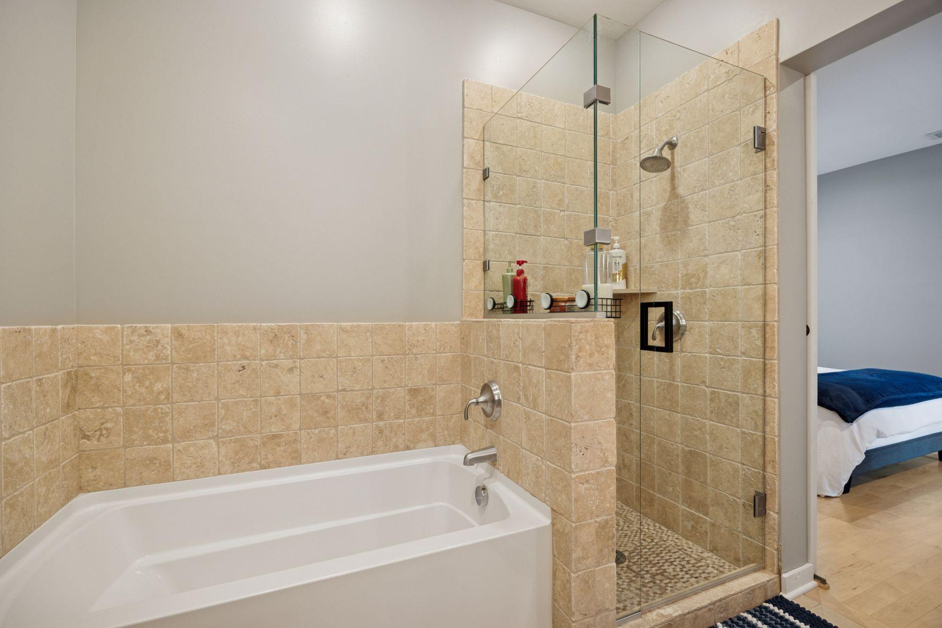 3104 W Lake Street Unit: 403