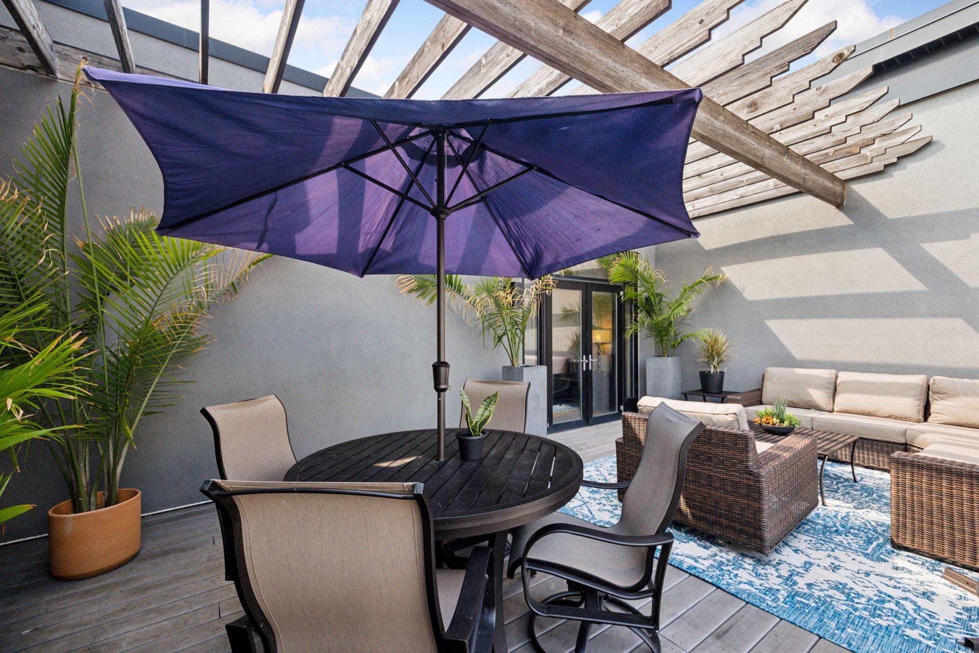3104 W Lake Street Unit: 403