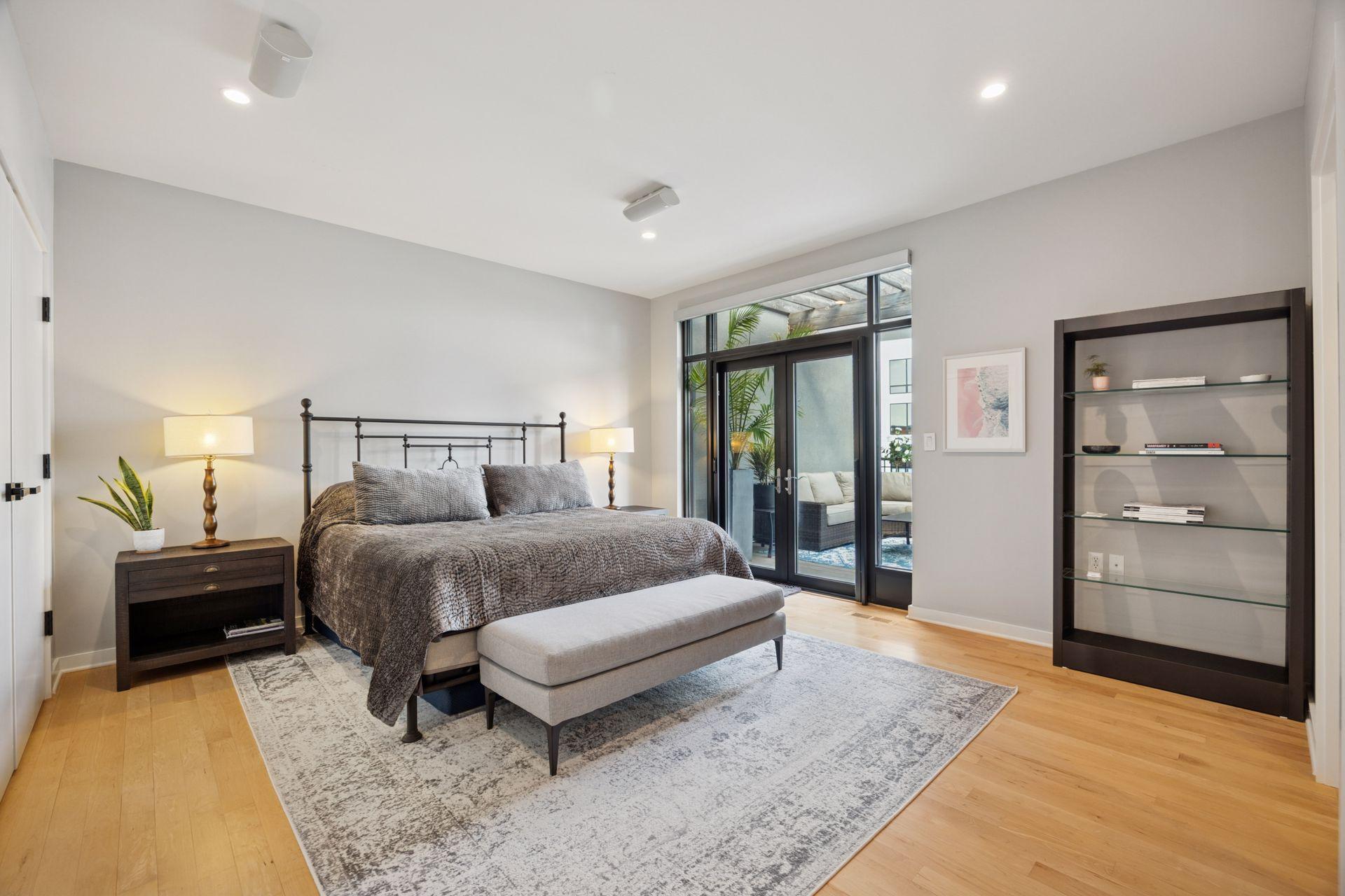 3104 W Lake Street Unit: 403