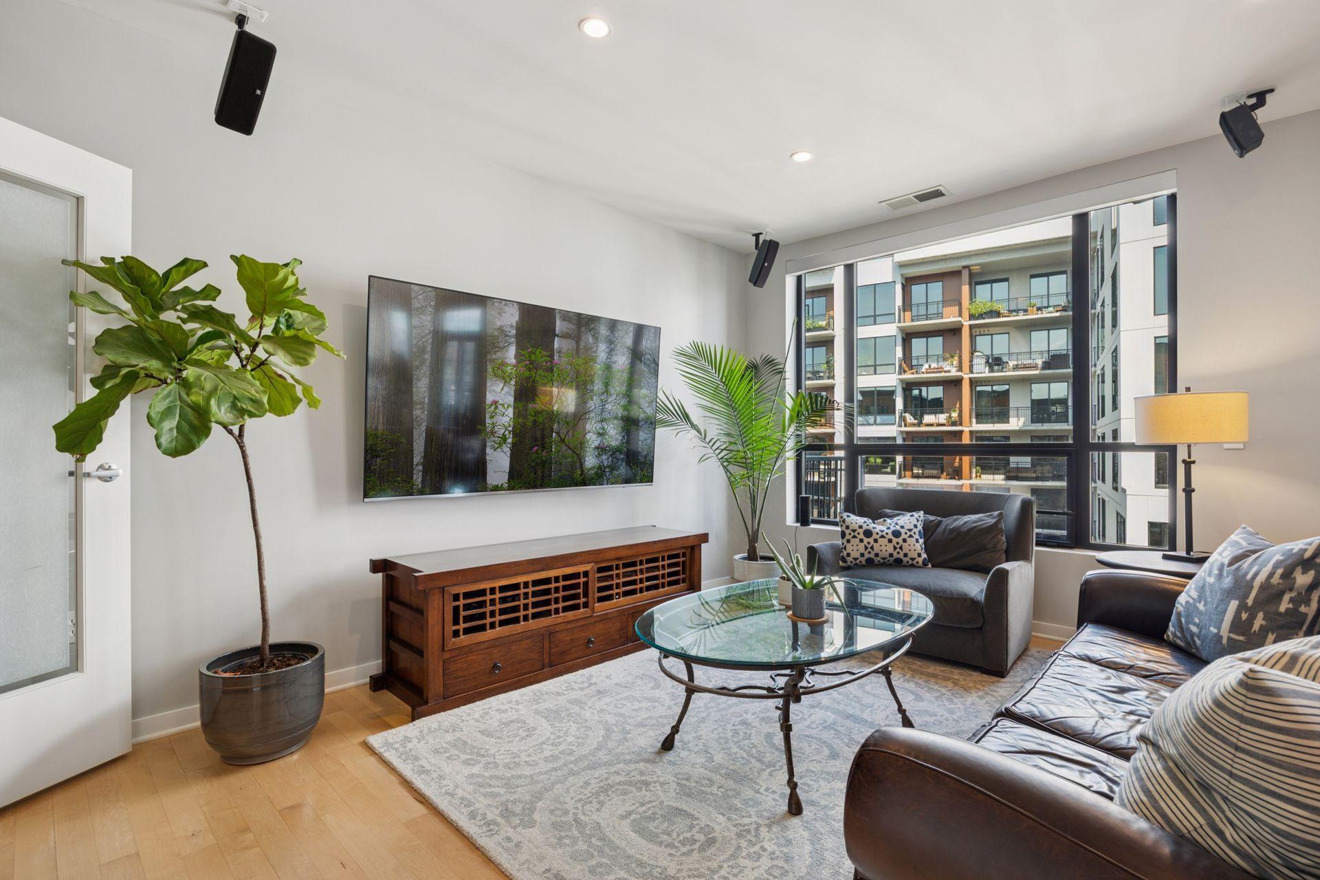 3104 W Lake Street Unit: 403