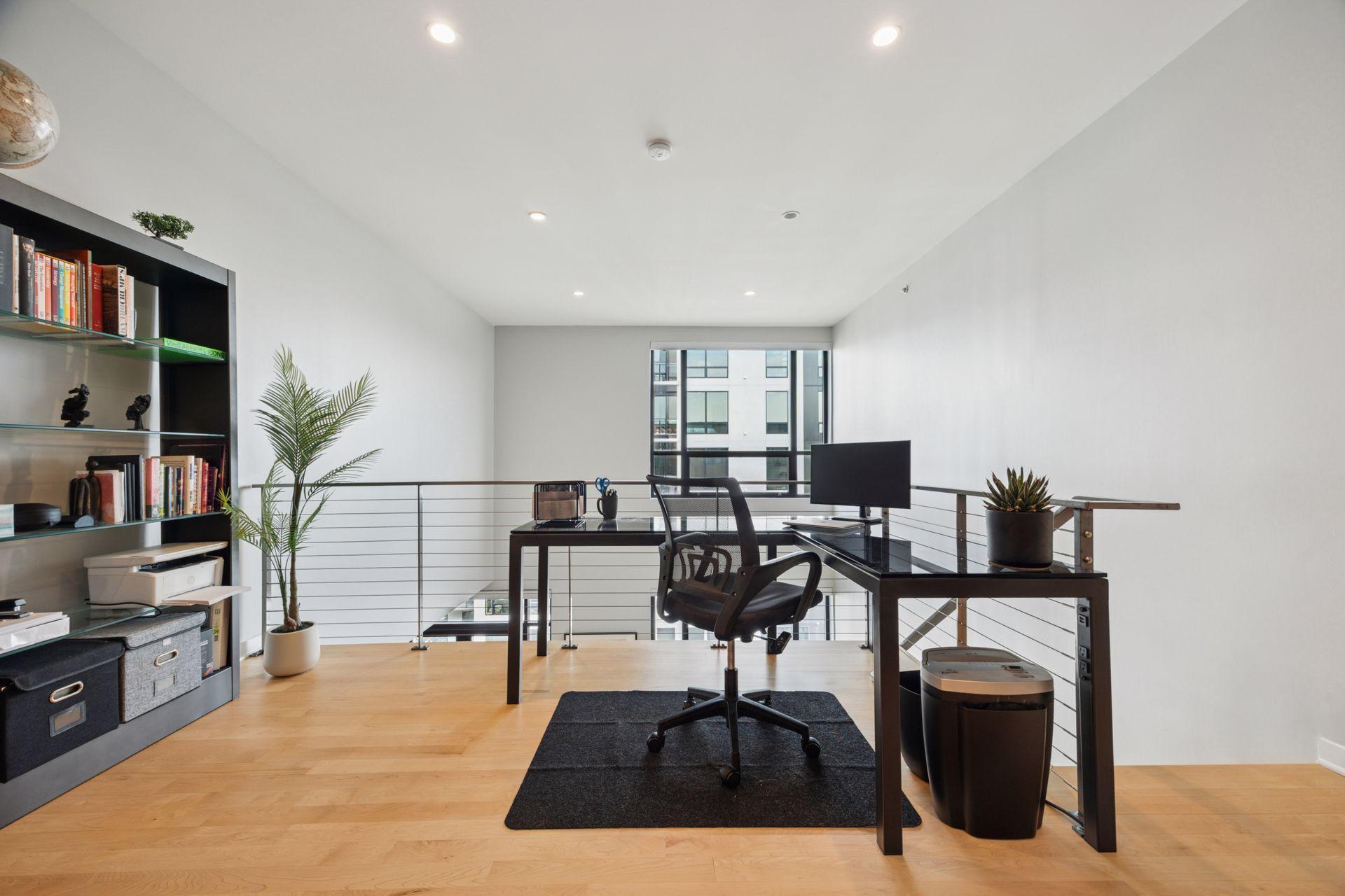 3104 W Lake Street Unit: 403
