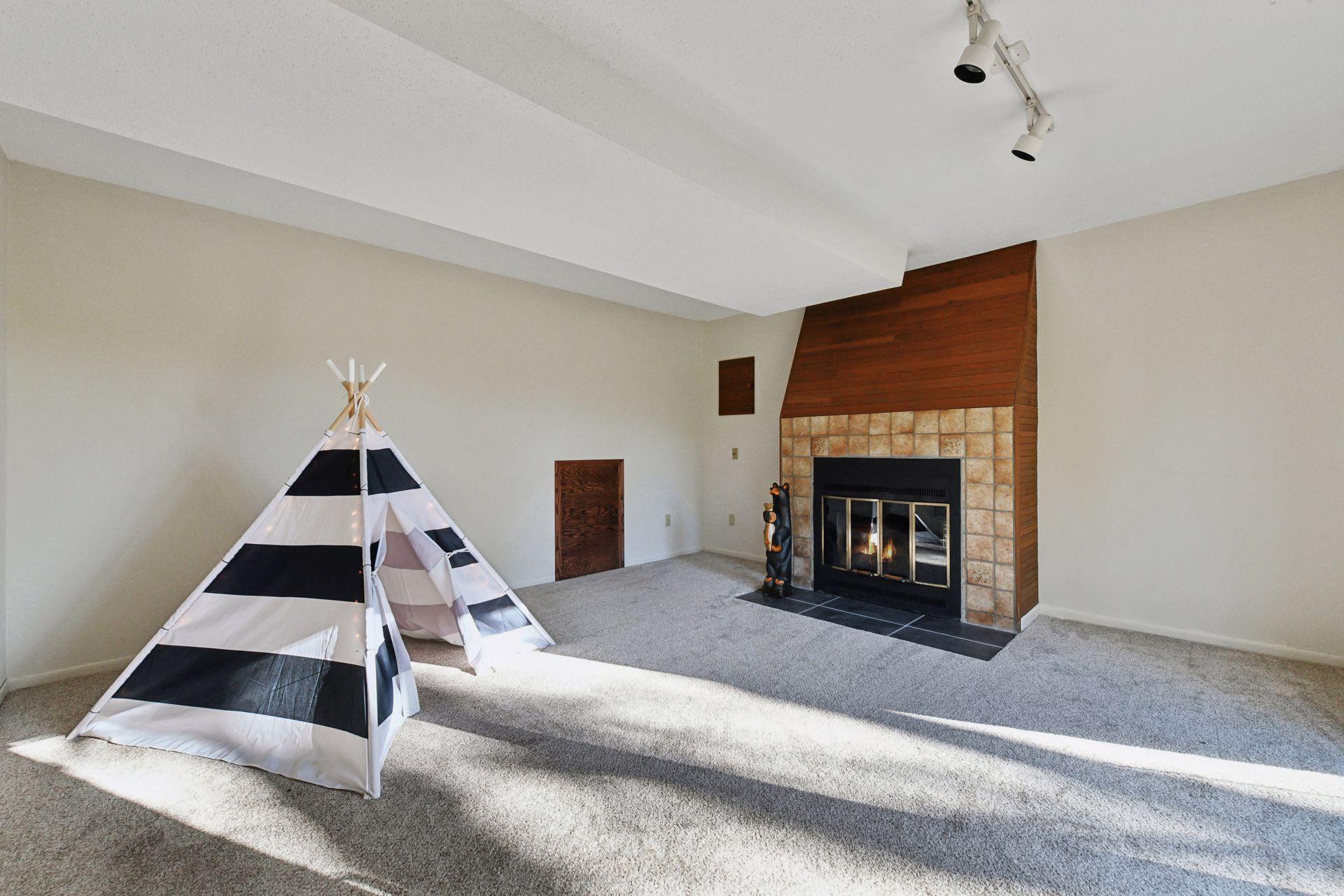 12525 Porcupine Court