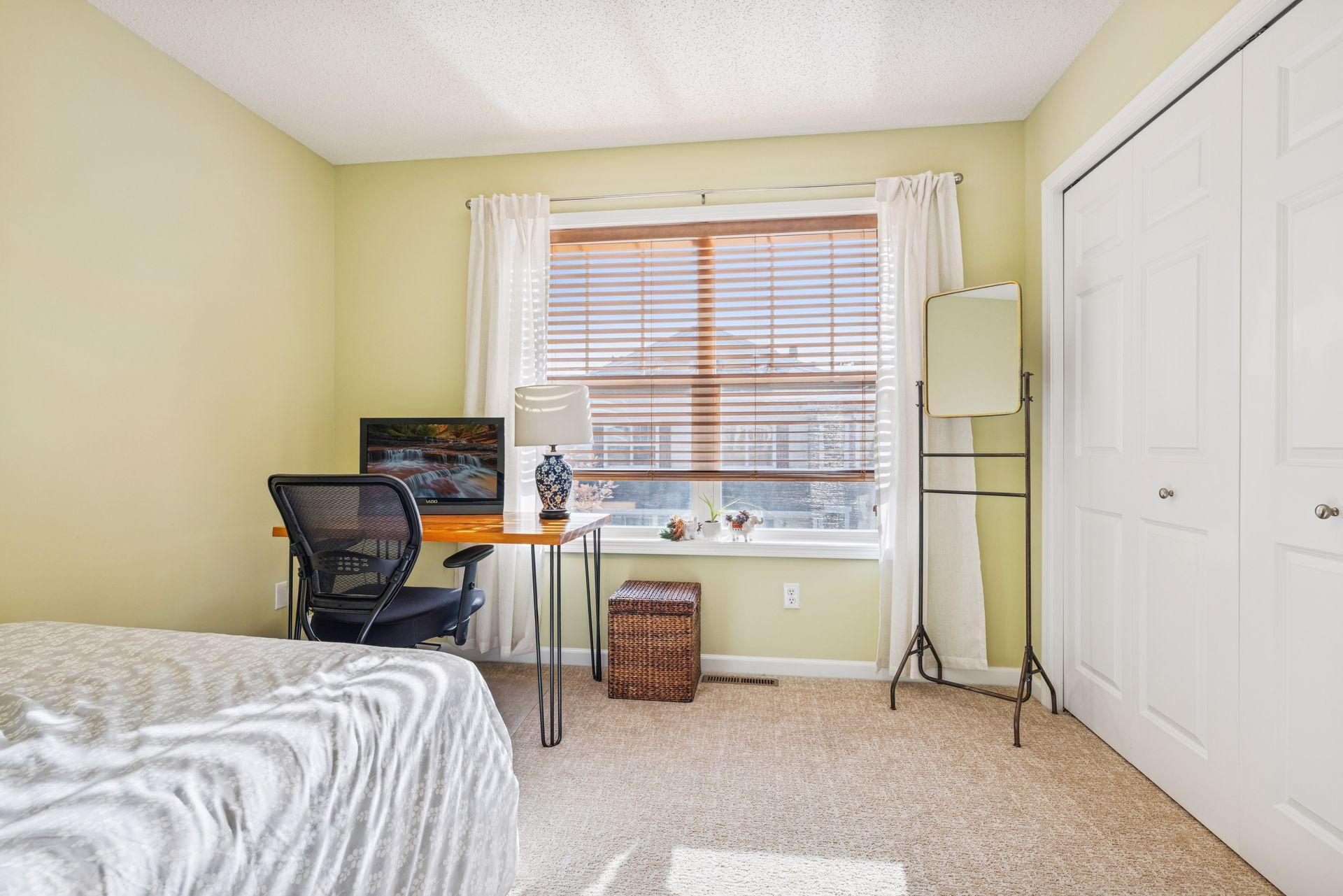 1632 Legacy Parkway E Unit: 4