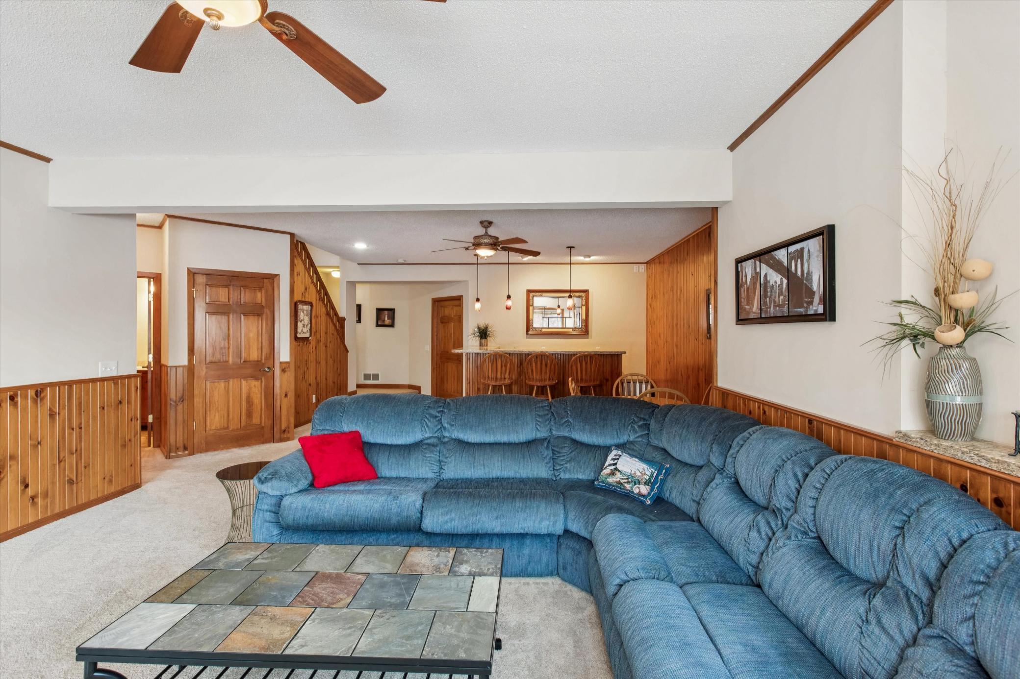 14550 Hunters Lane