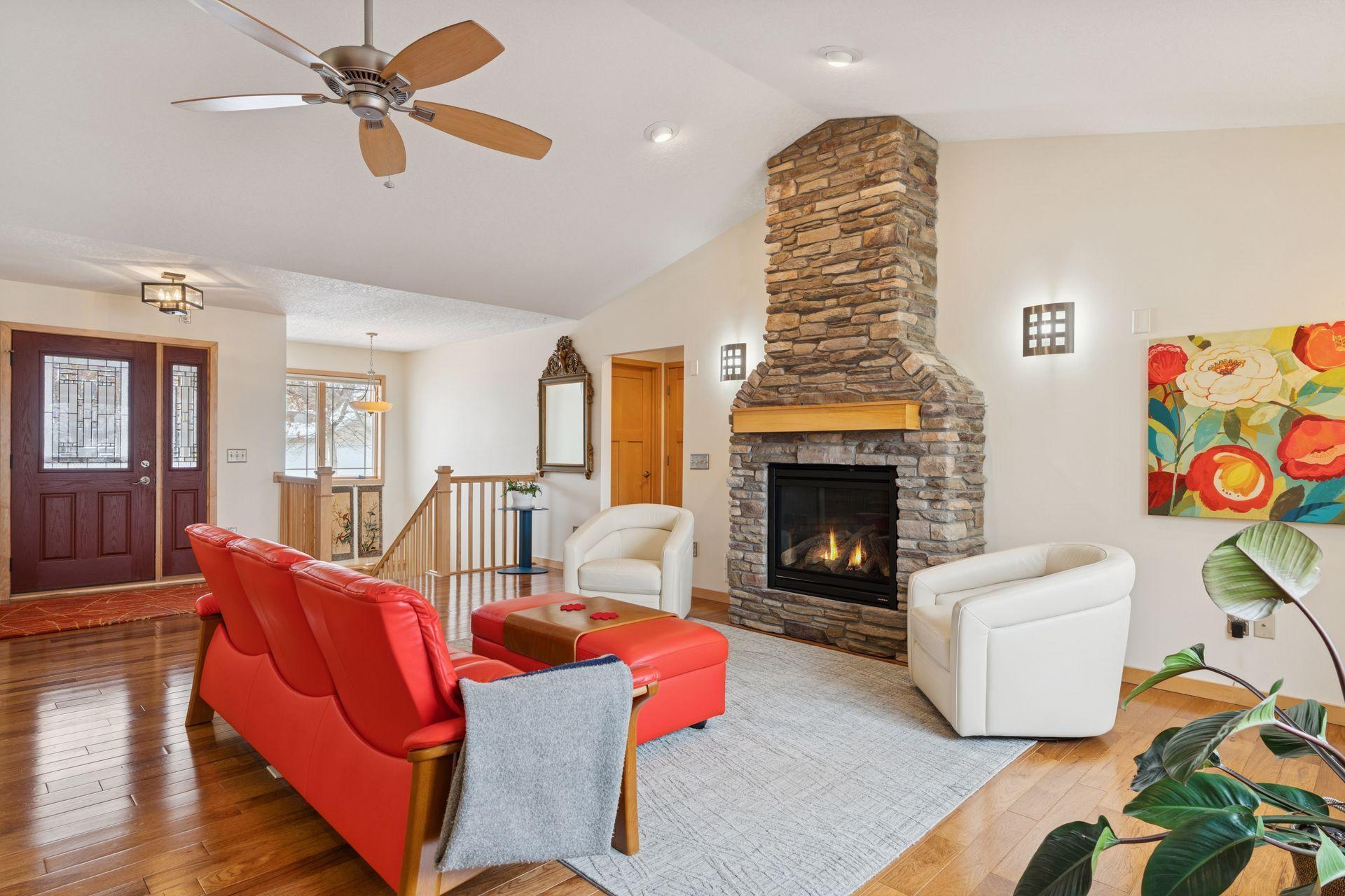 2215 Greenfield Drive E