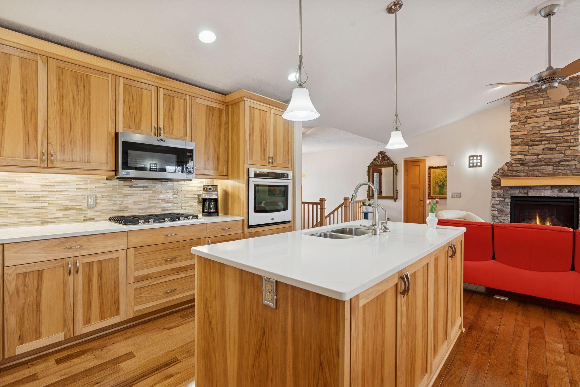 2215 Greenfield Drive E