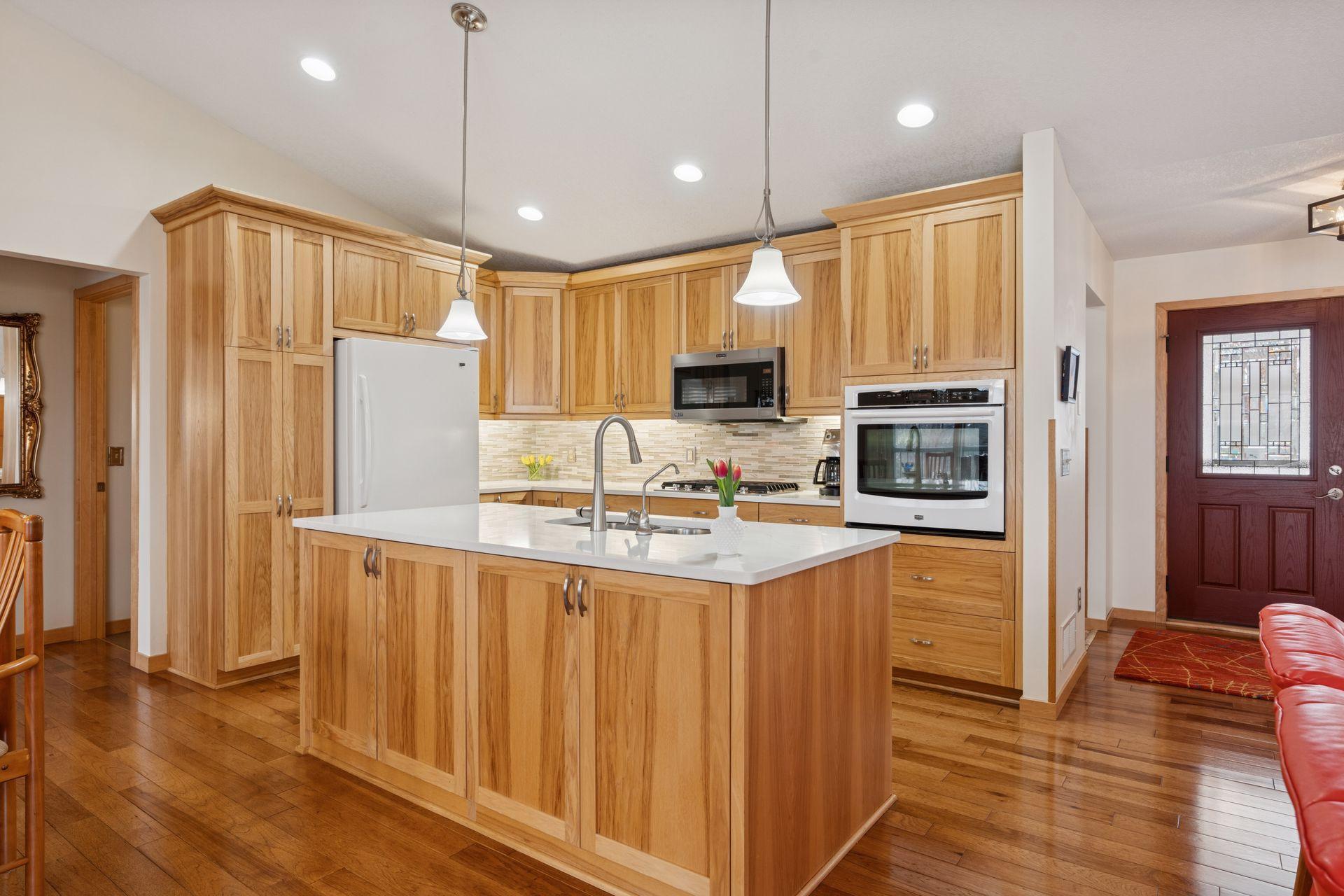 2215 Greenfield Drive E