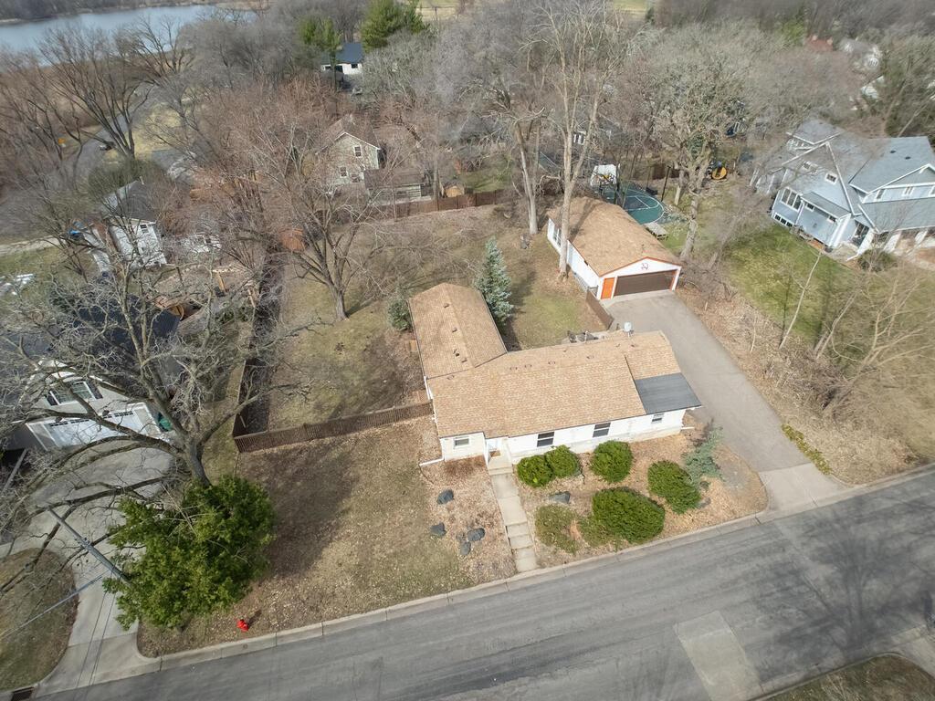 4152 Brunswick Avenue S