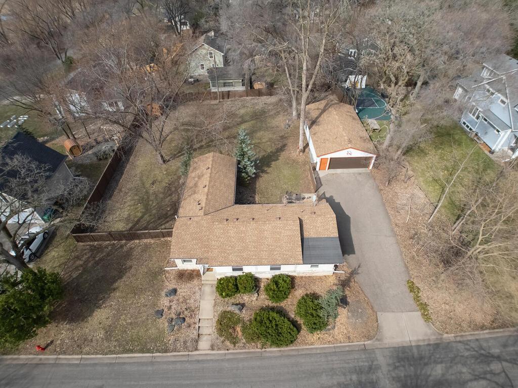 4152 Brunswick Avenue S