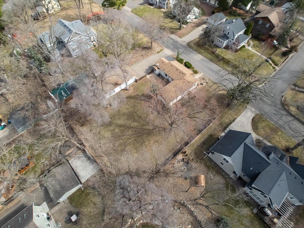 4152 Brunswick Avenue S