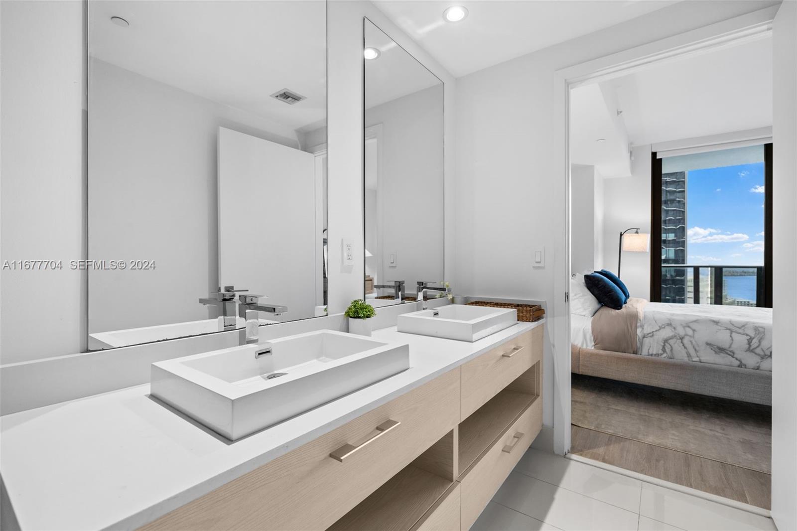 45 SW 9th Street 3802