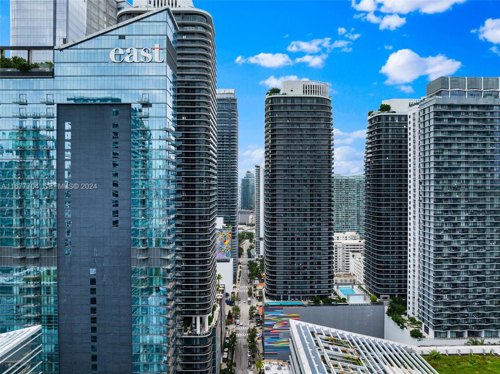 45 SW 9th Street 3802