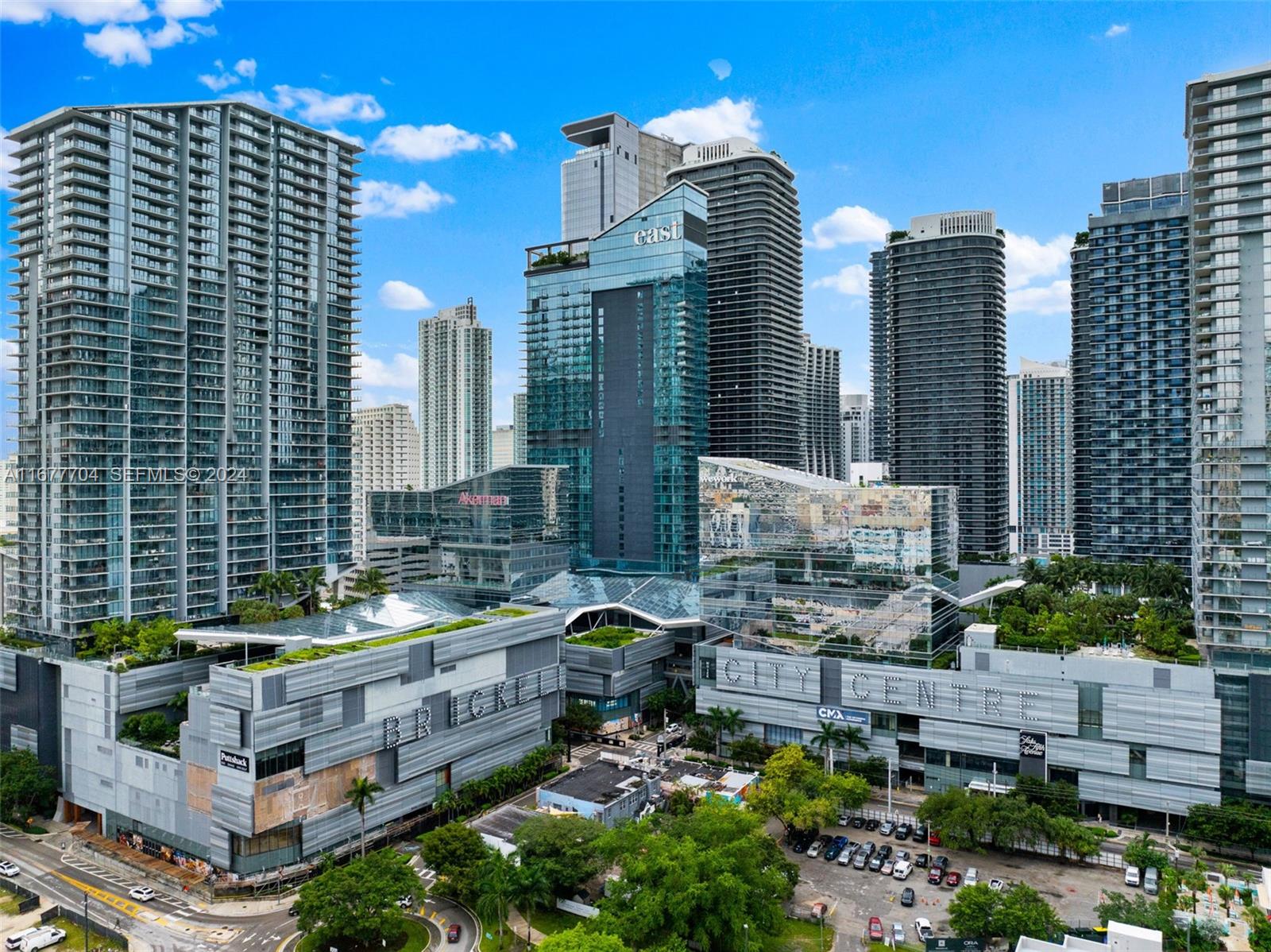 45 SW 9th Street 3802