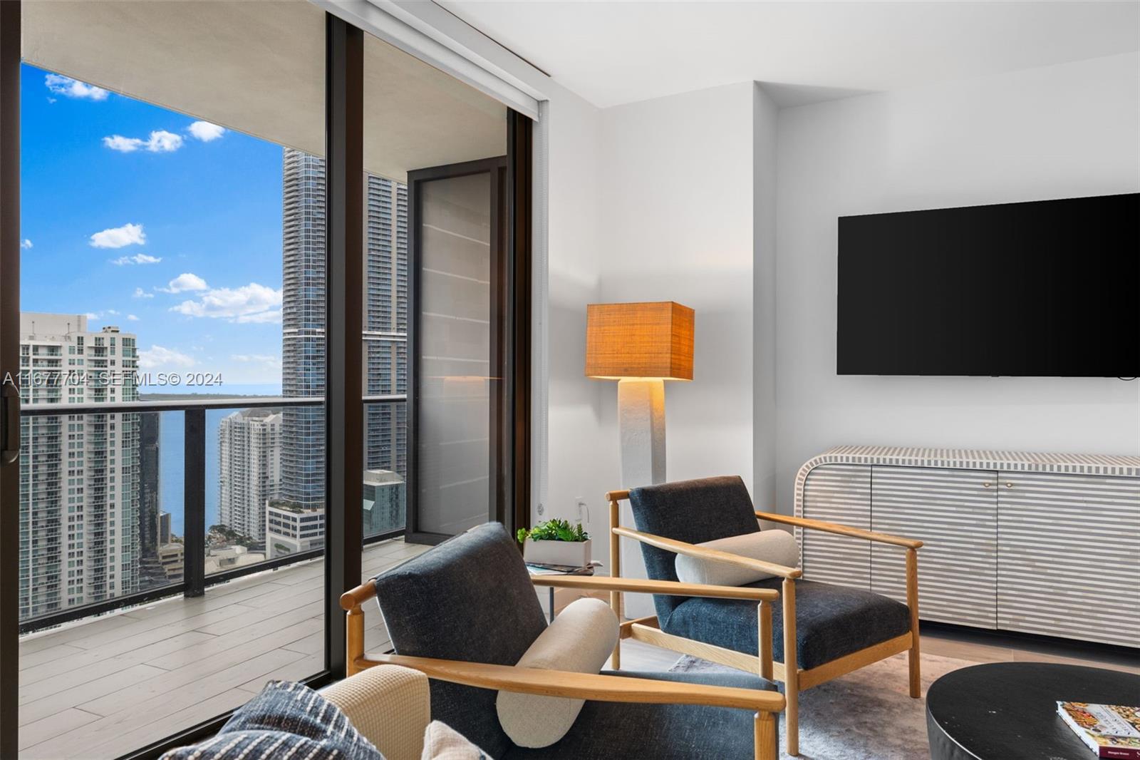 45 SW 9th Street 3802