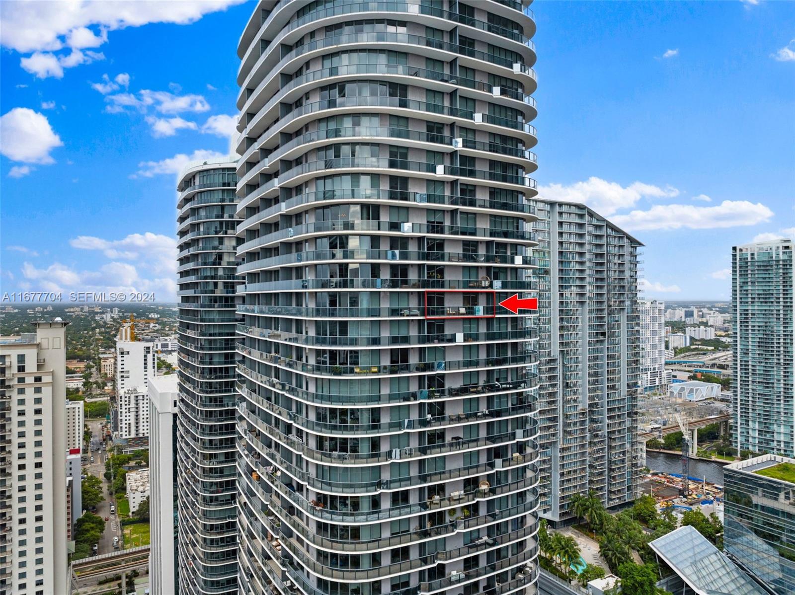 45 SW 9th Street 3802