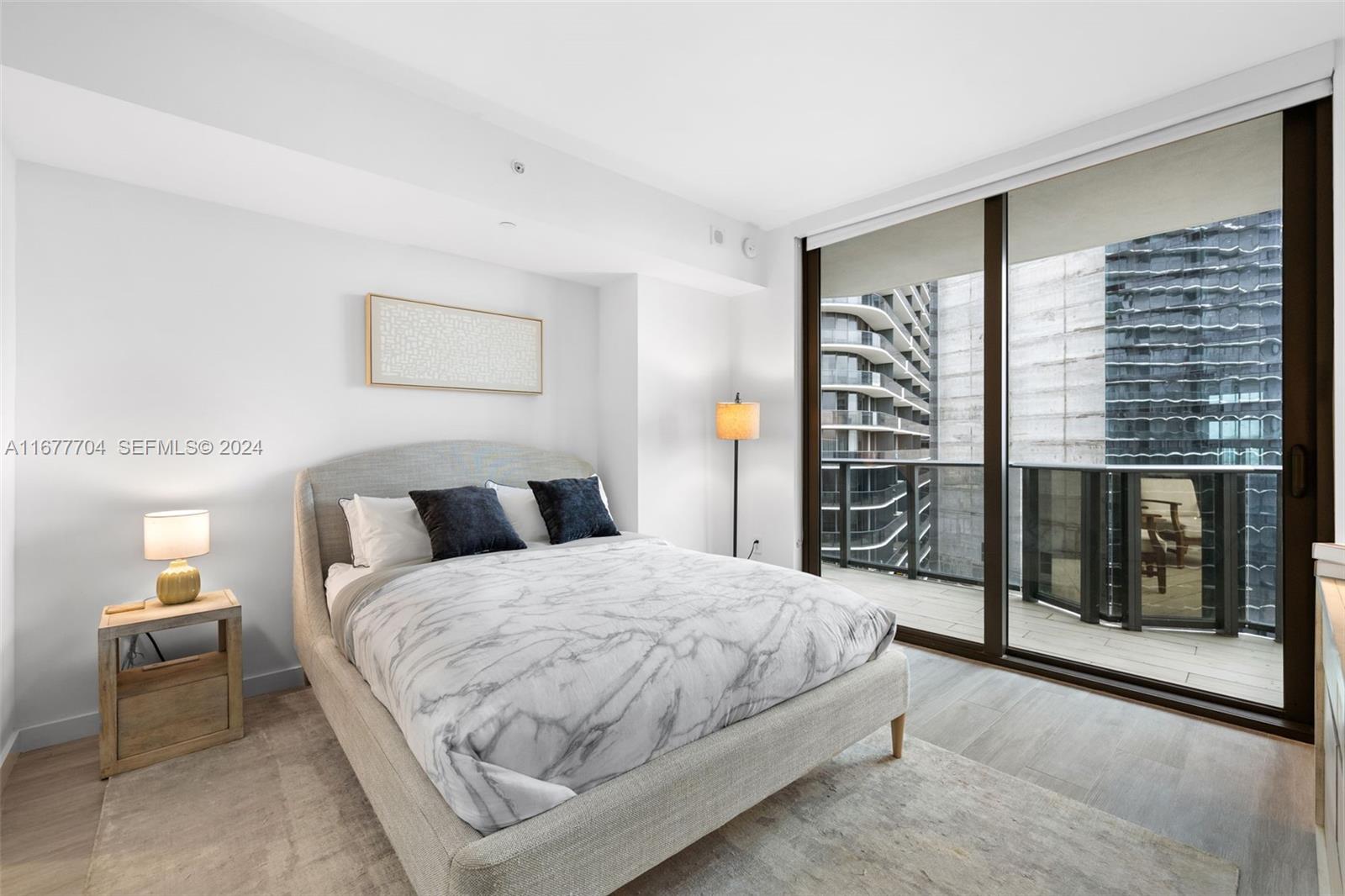 45 SW 9th Street 3802