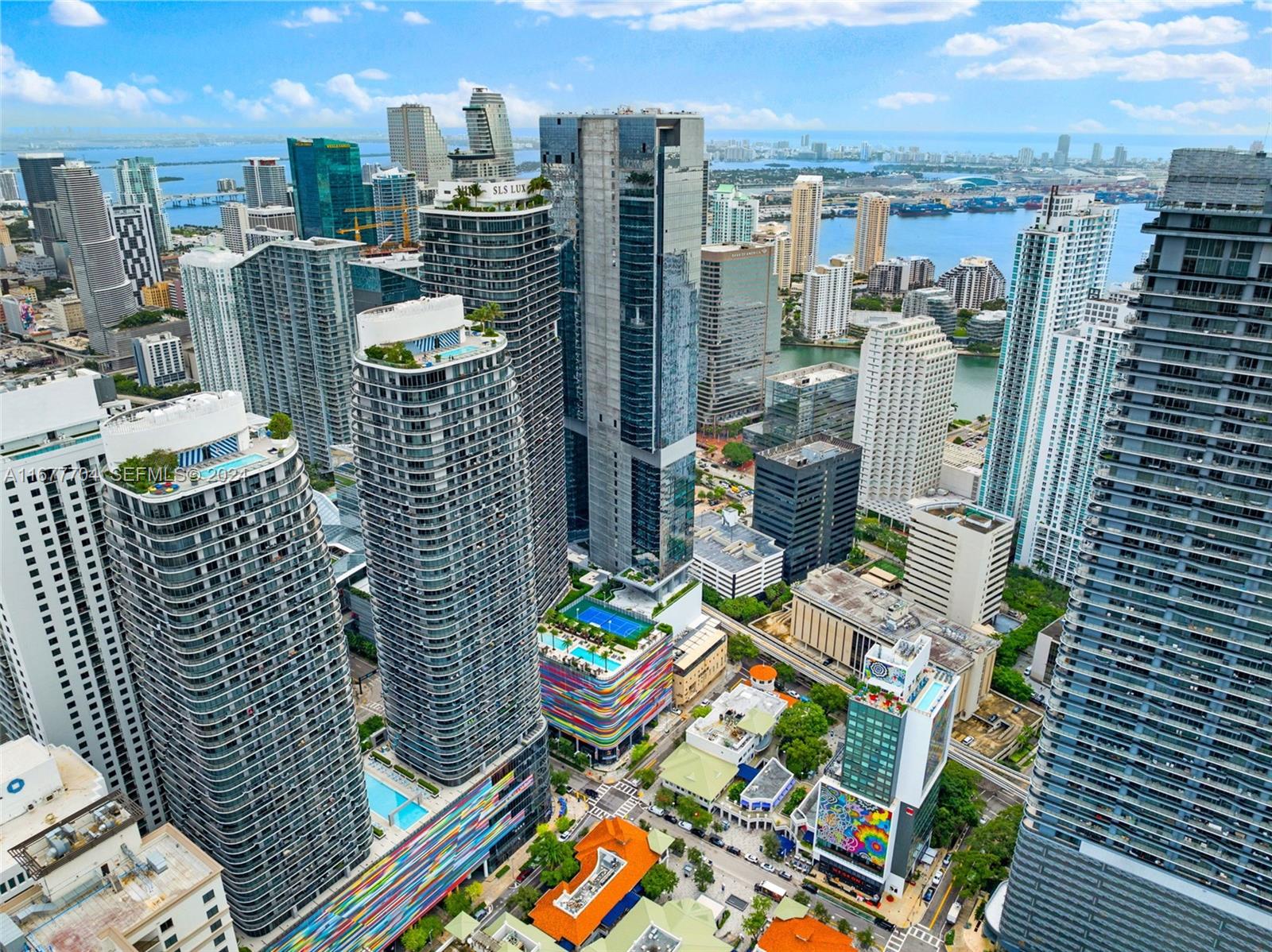 45 SW 9th Street 3802