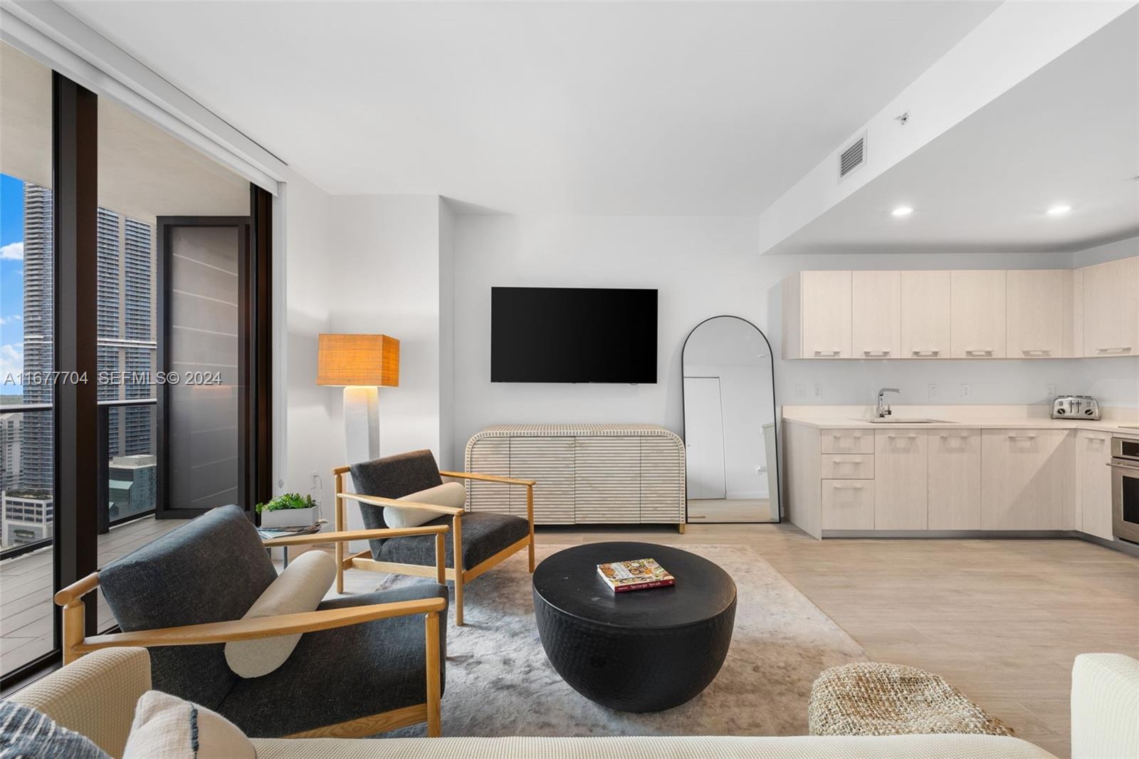 45 SW 9th Street 3802