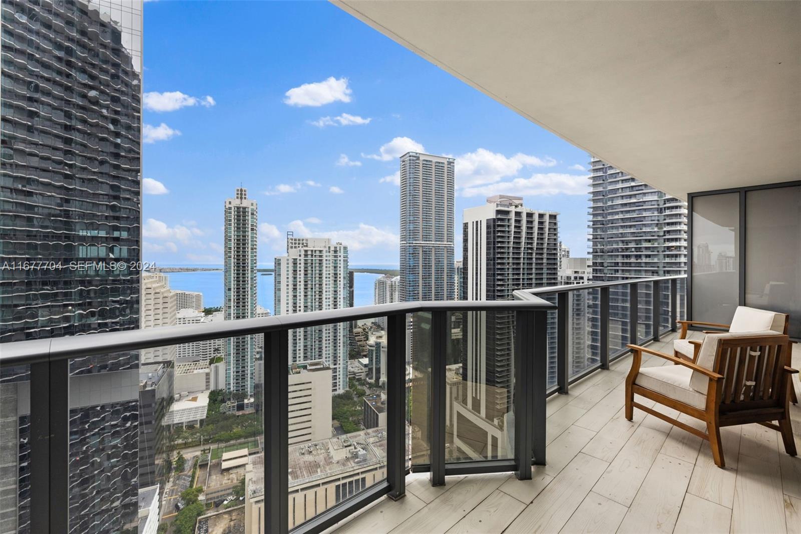 45 SW 9th Street 3802