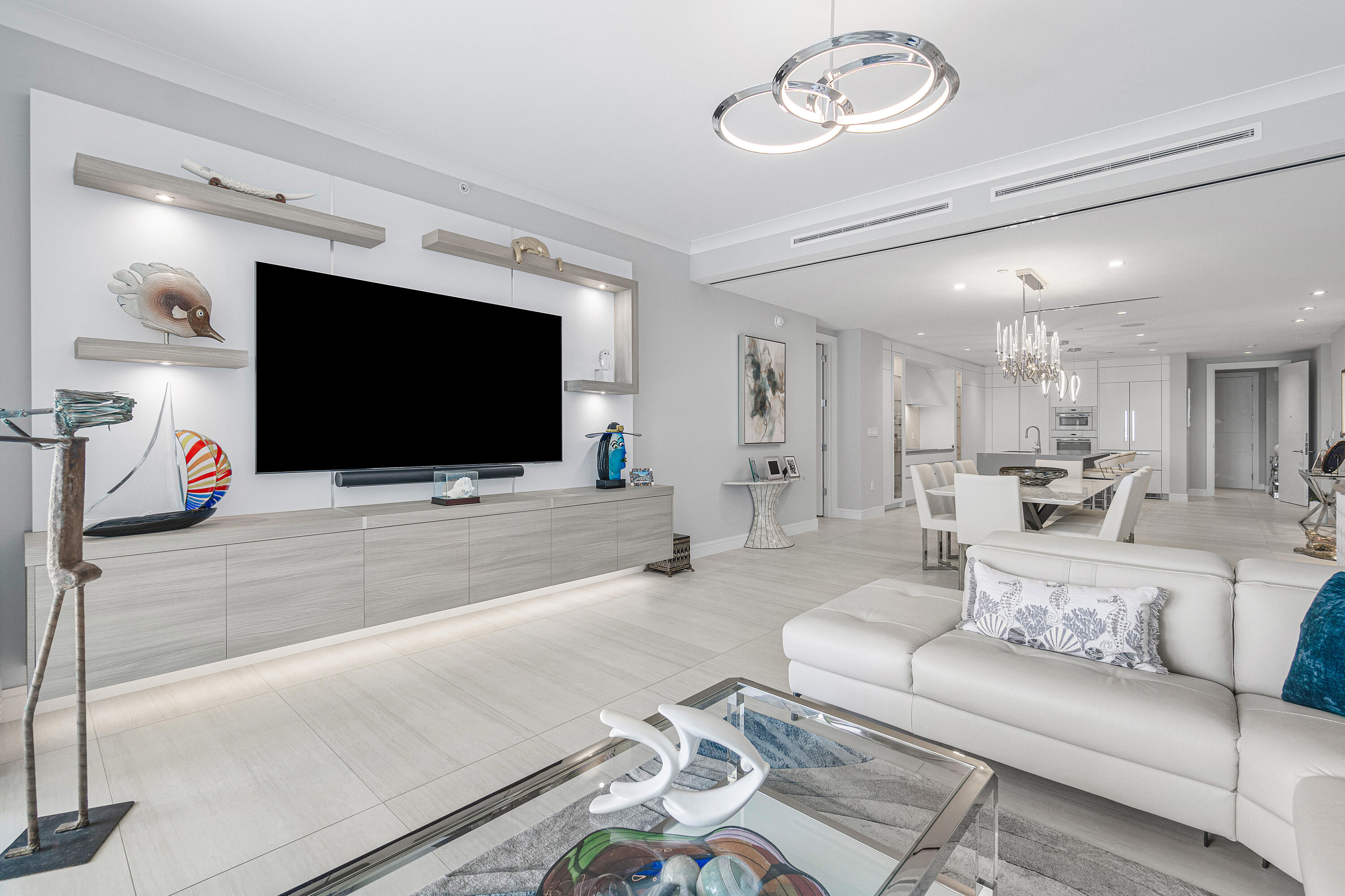 200 SE Mizner Boulevard 609