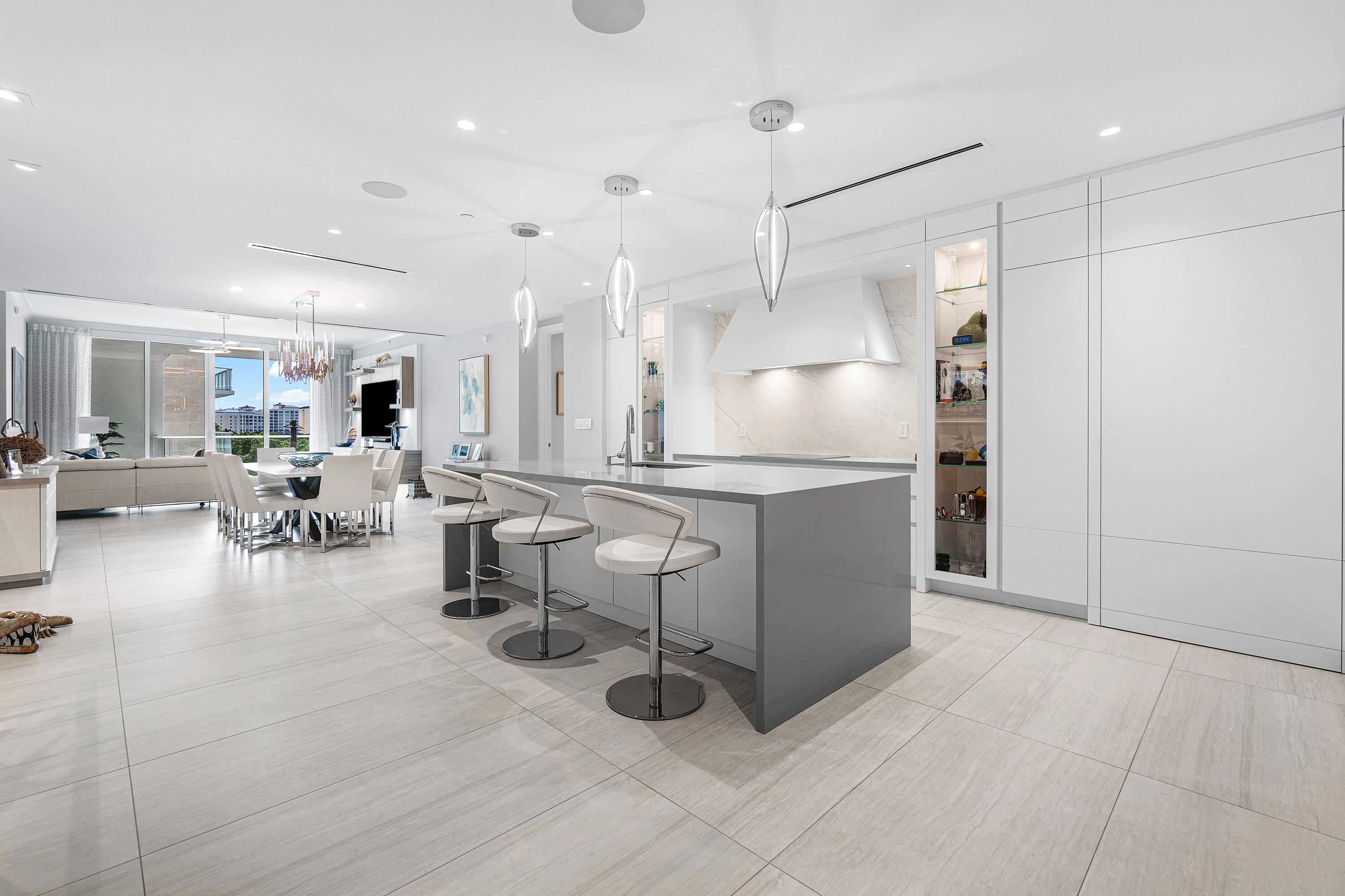 200 SE Mizner Boulevard 609