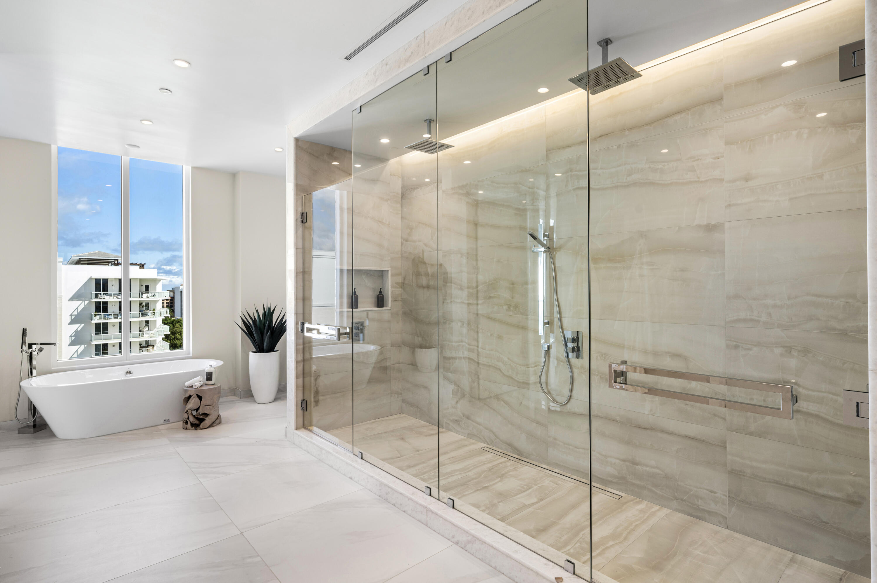 210 SE Mizner Boulevard Ph03