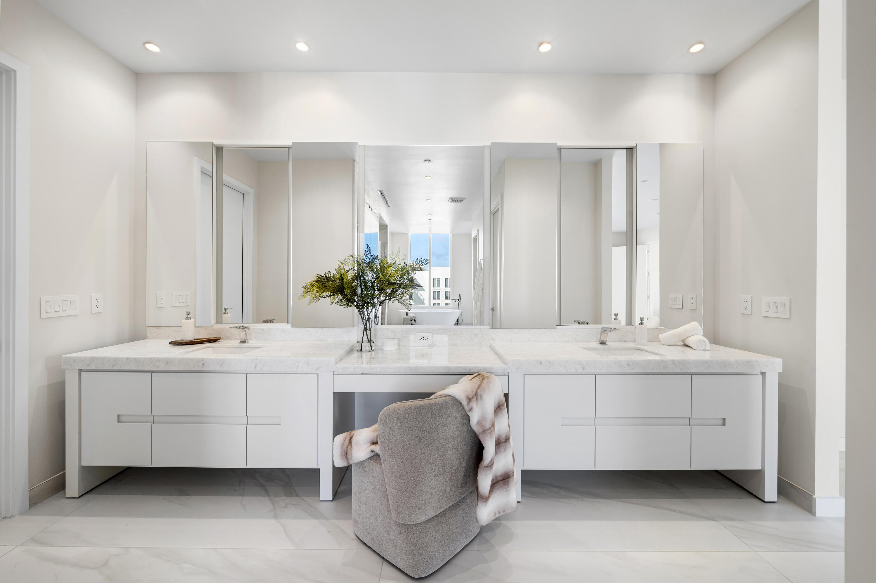 210 SE Mizner Boulevard Ph03