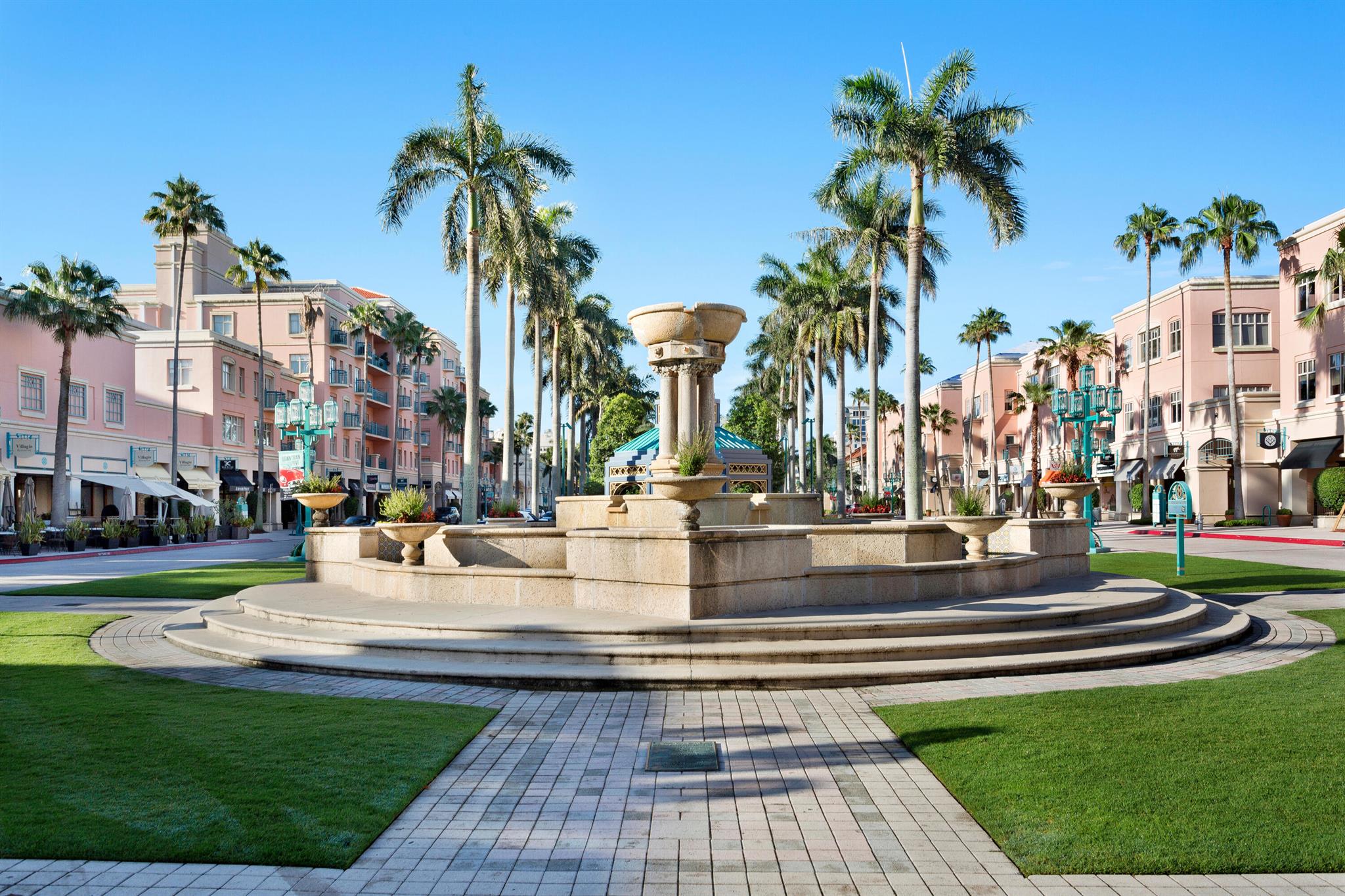 220 SE Mizner Boulevard 305