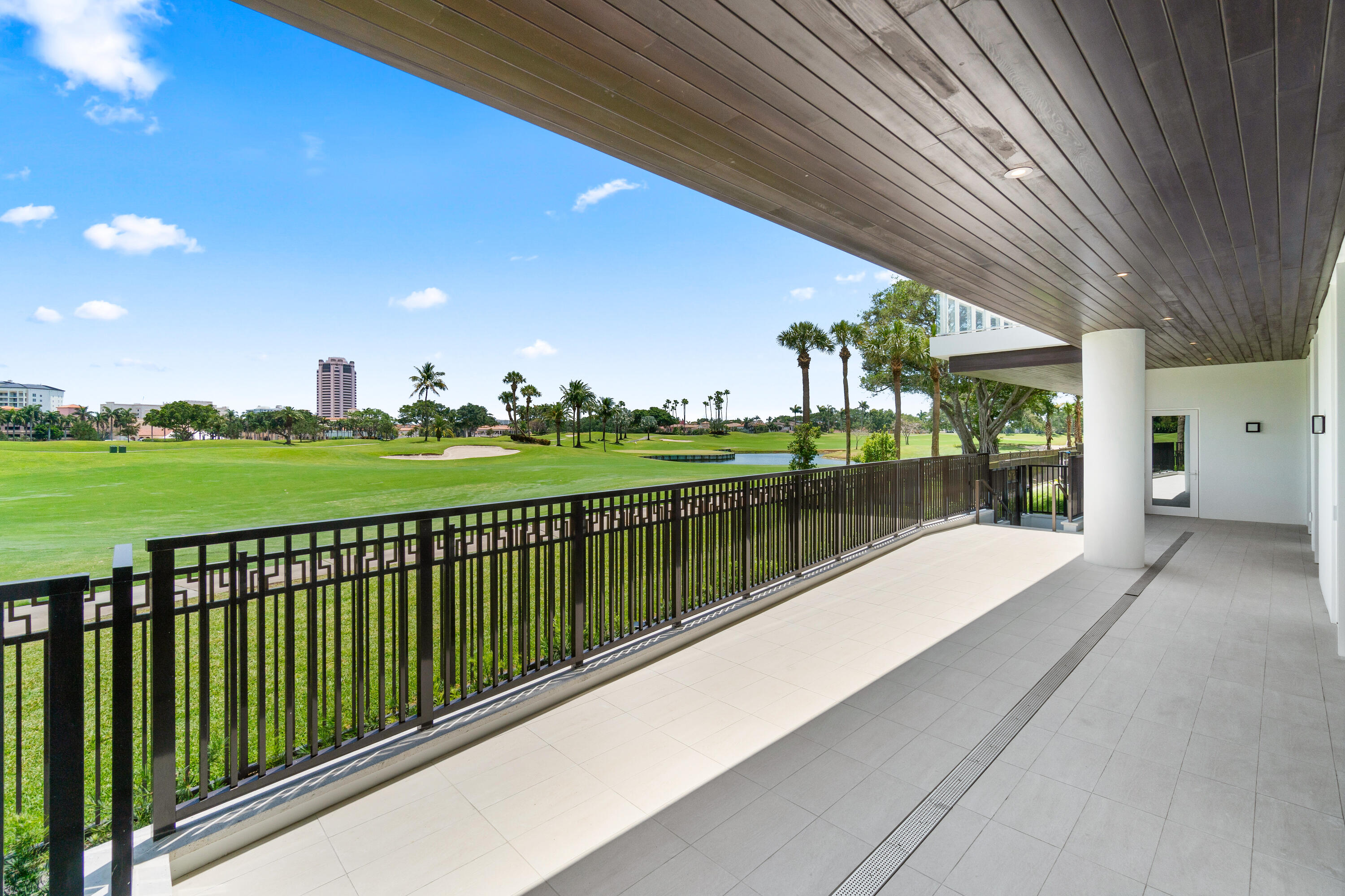 220 SE Mizner Boulevard Villa 101
