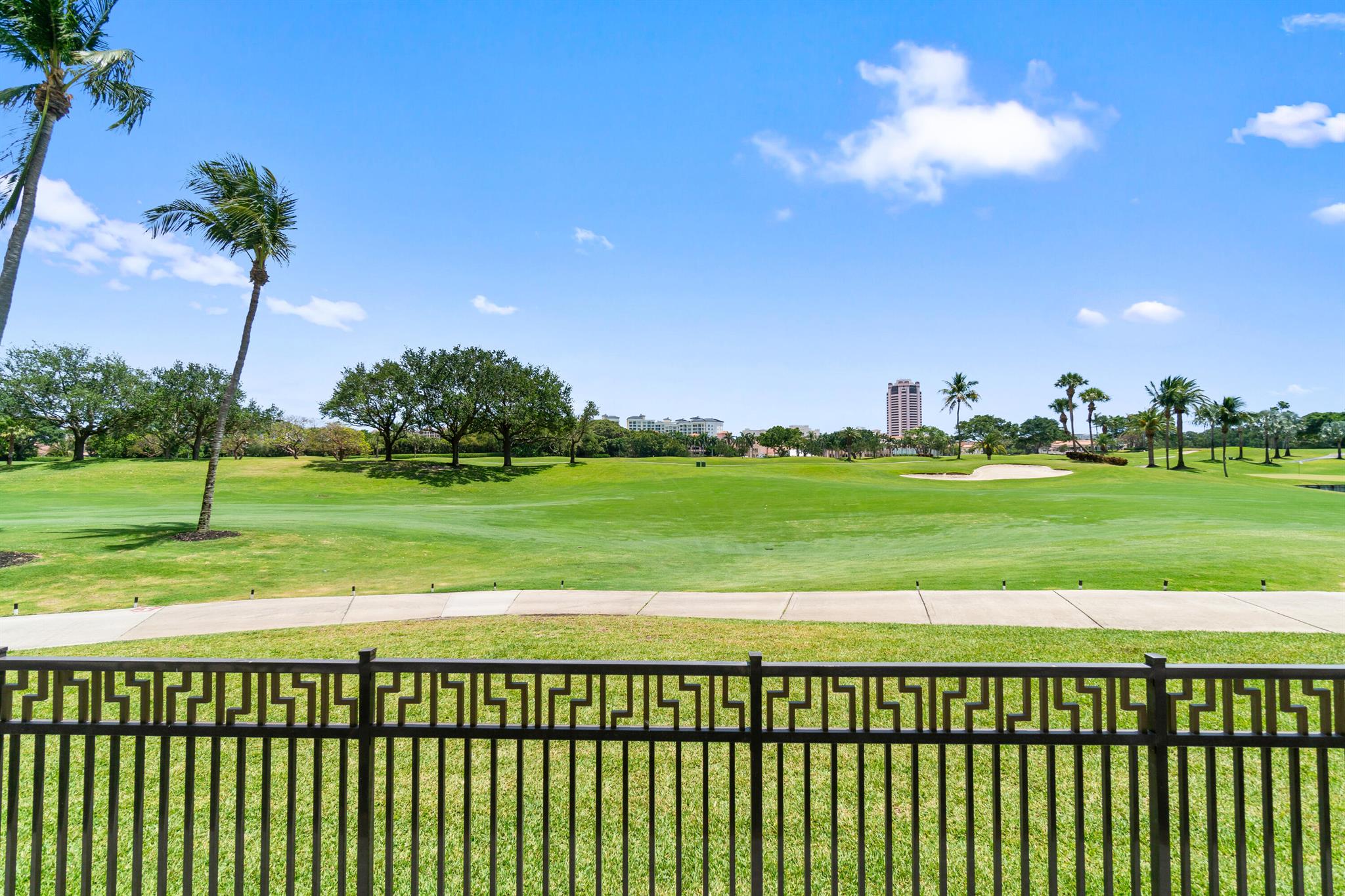 220 SE Mizner Boulevard Villa 101