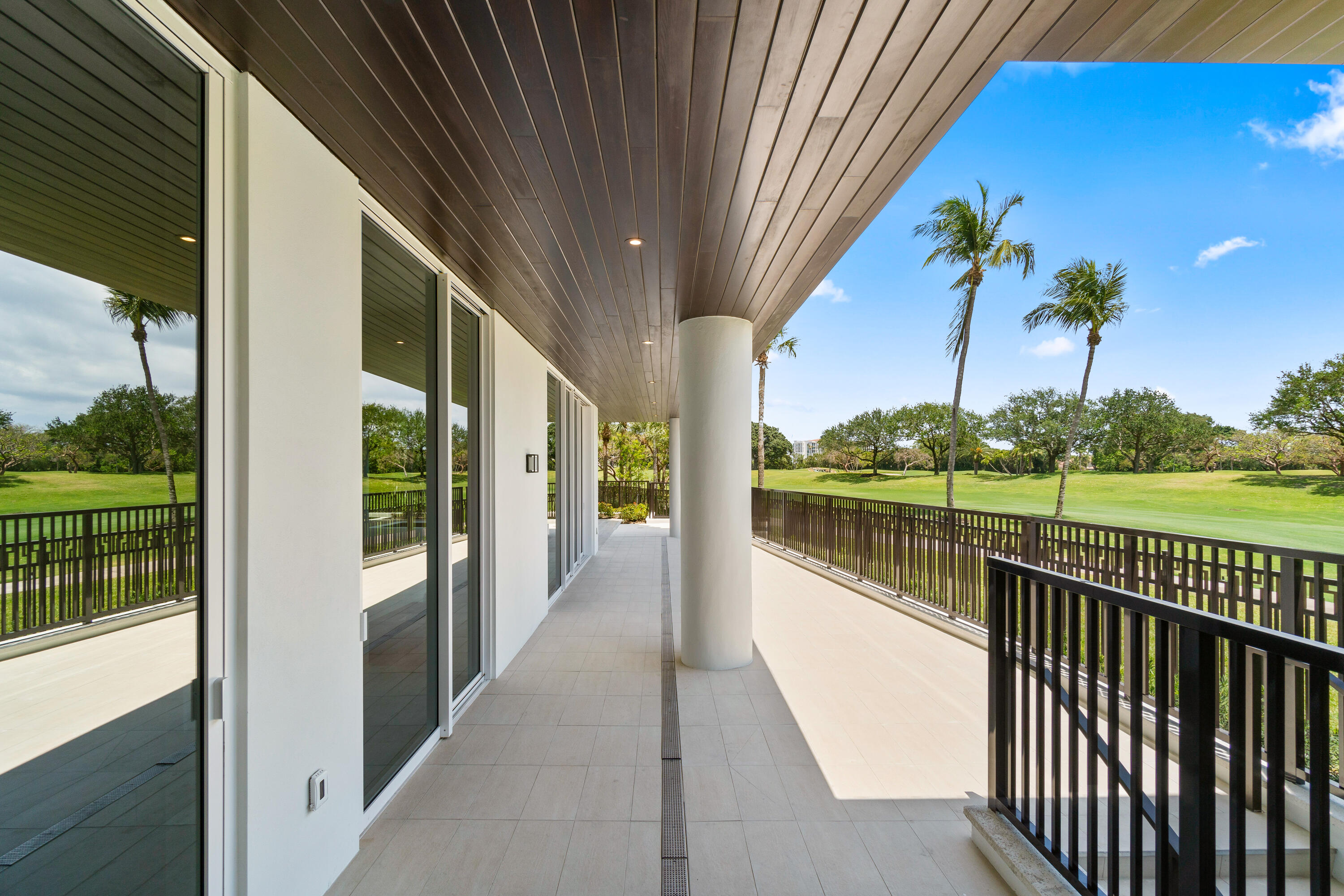 220 SE Mizner Boulevard Villa 101