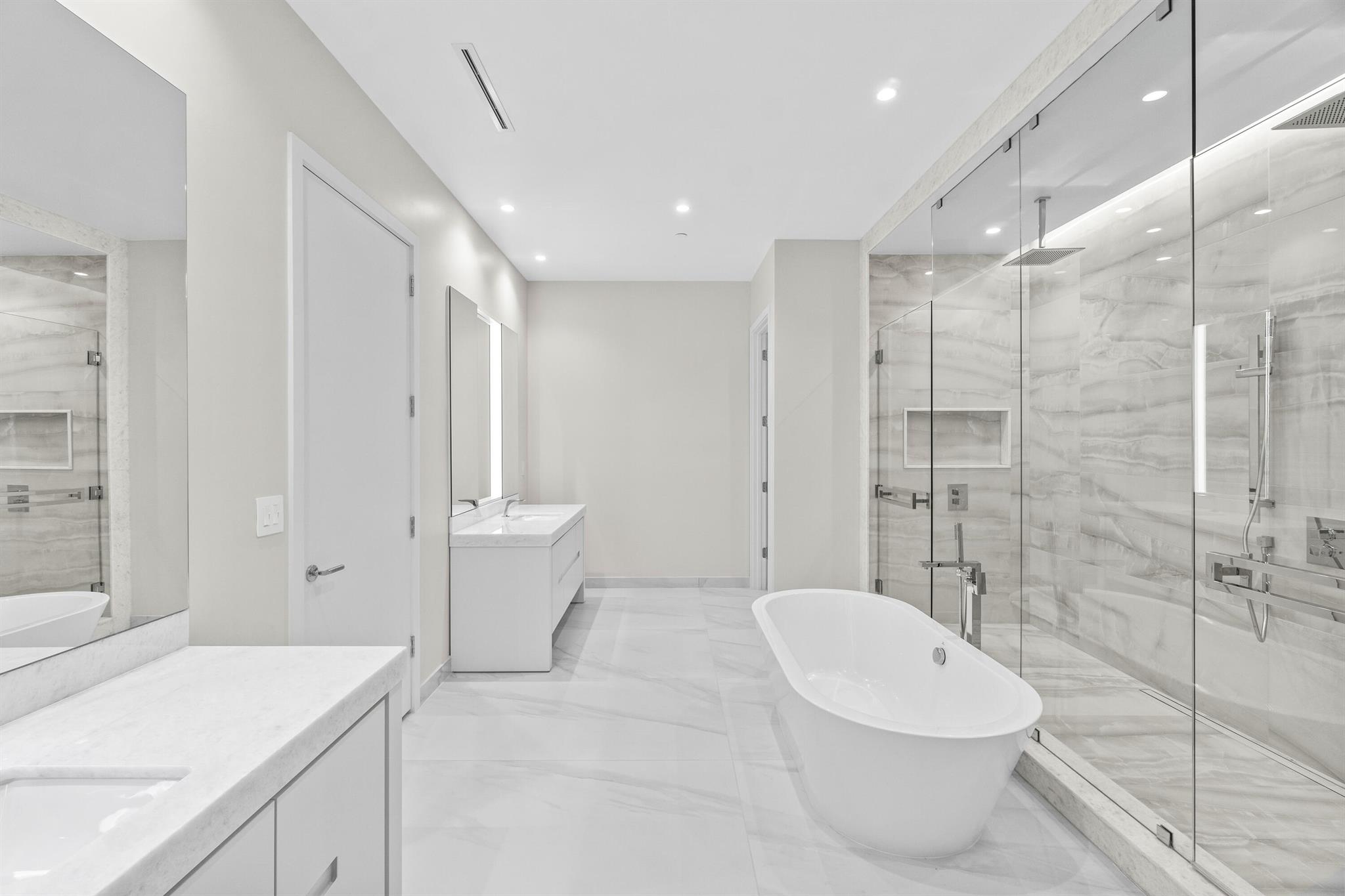 220 SE Mizner Boulevard Villa 101