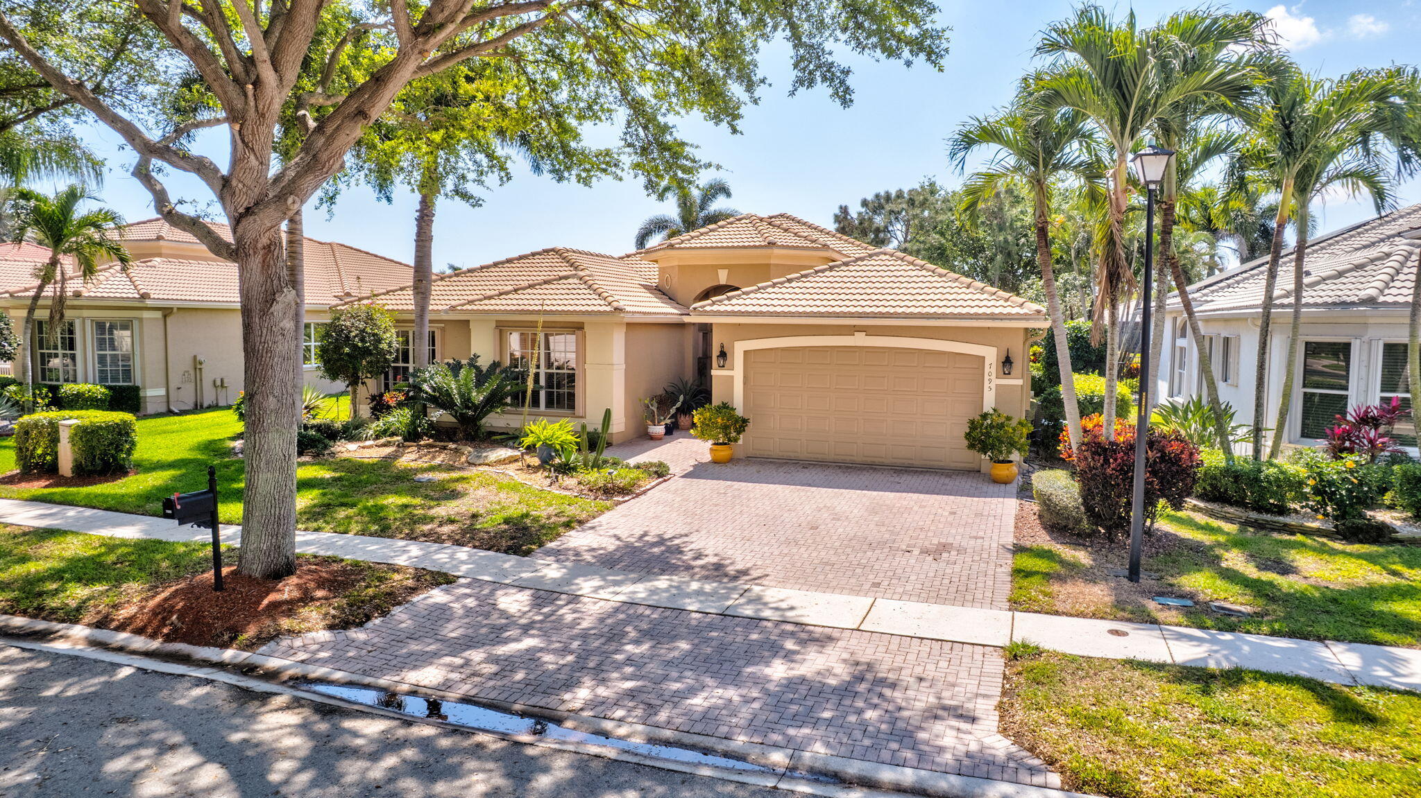 7095 Corning Circle