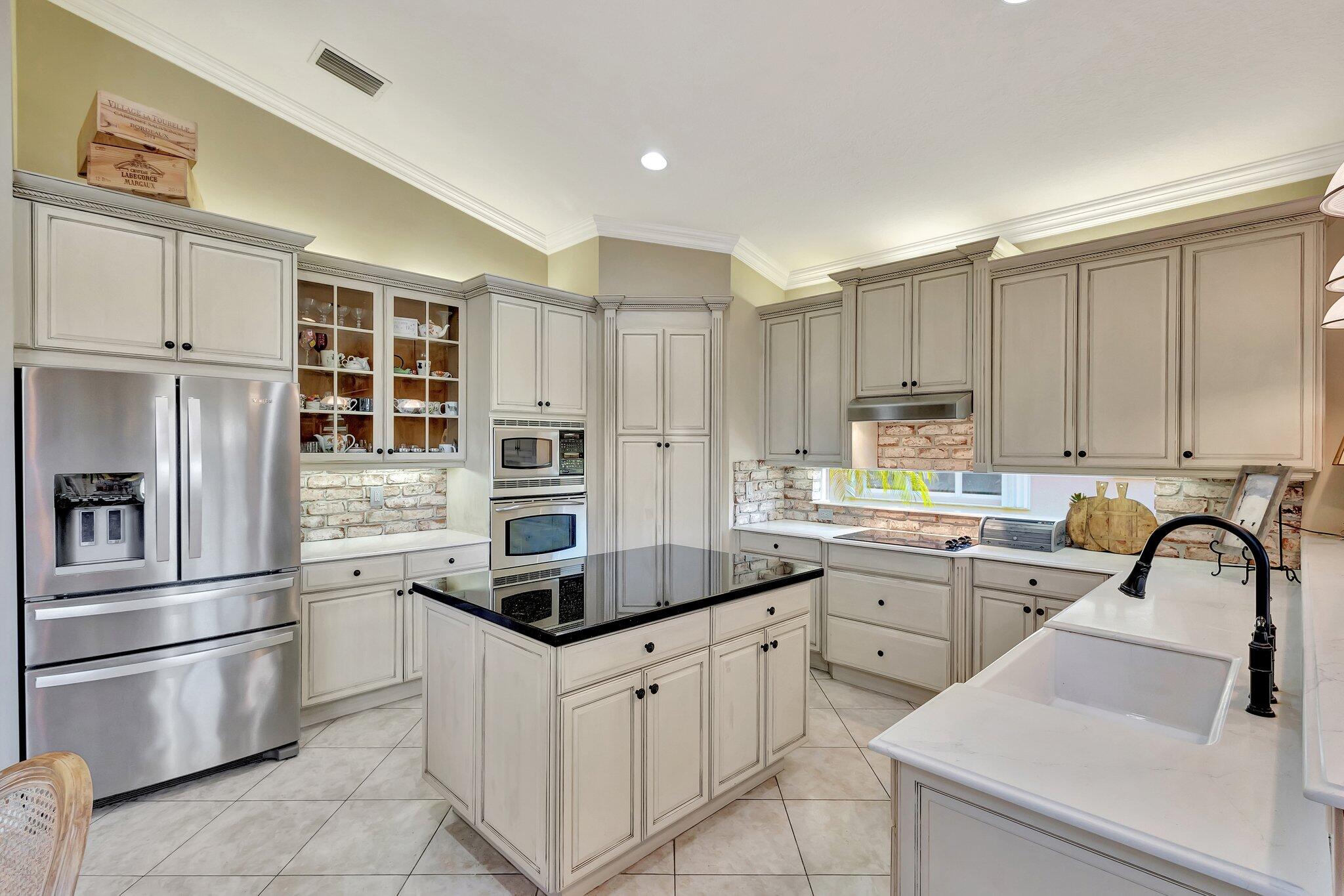 7095 Corning Circle