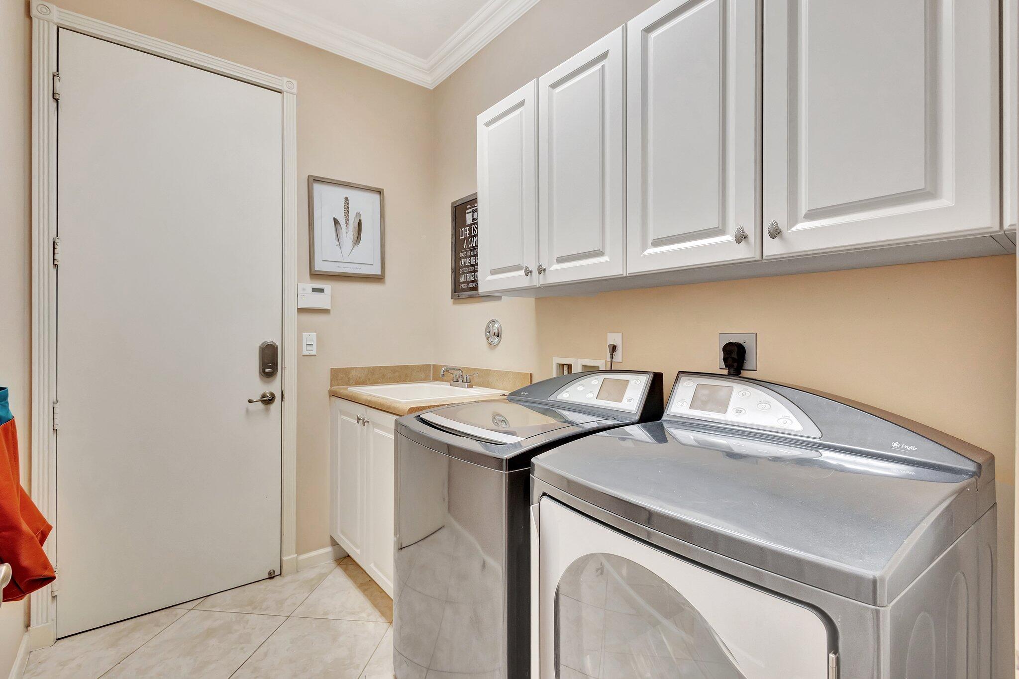 7095 Corning Circle