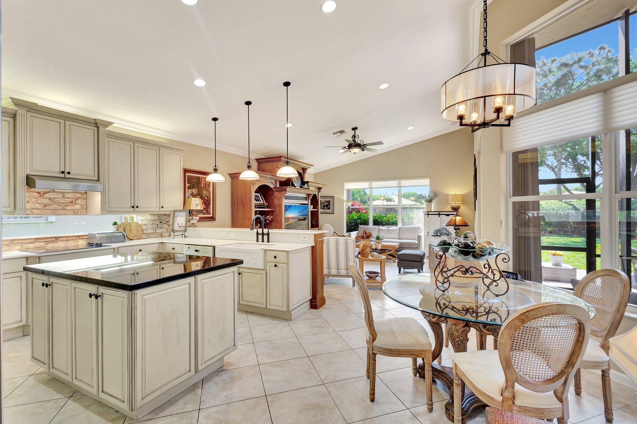7095 Corning Circle