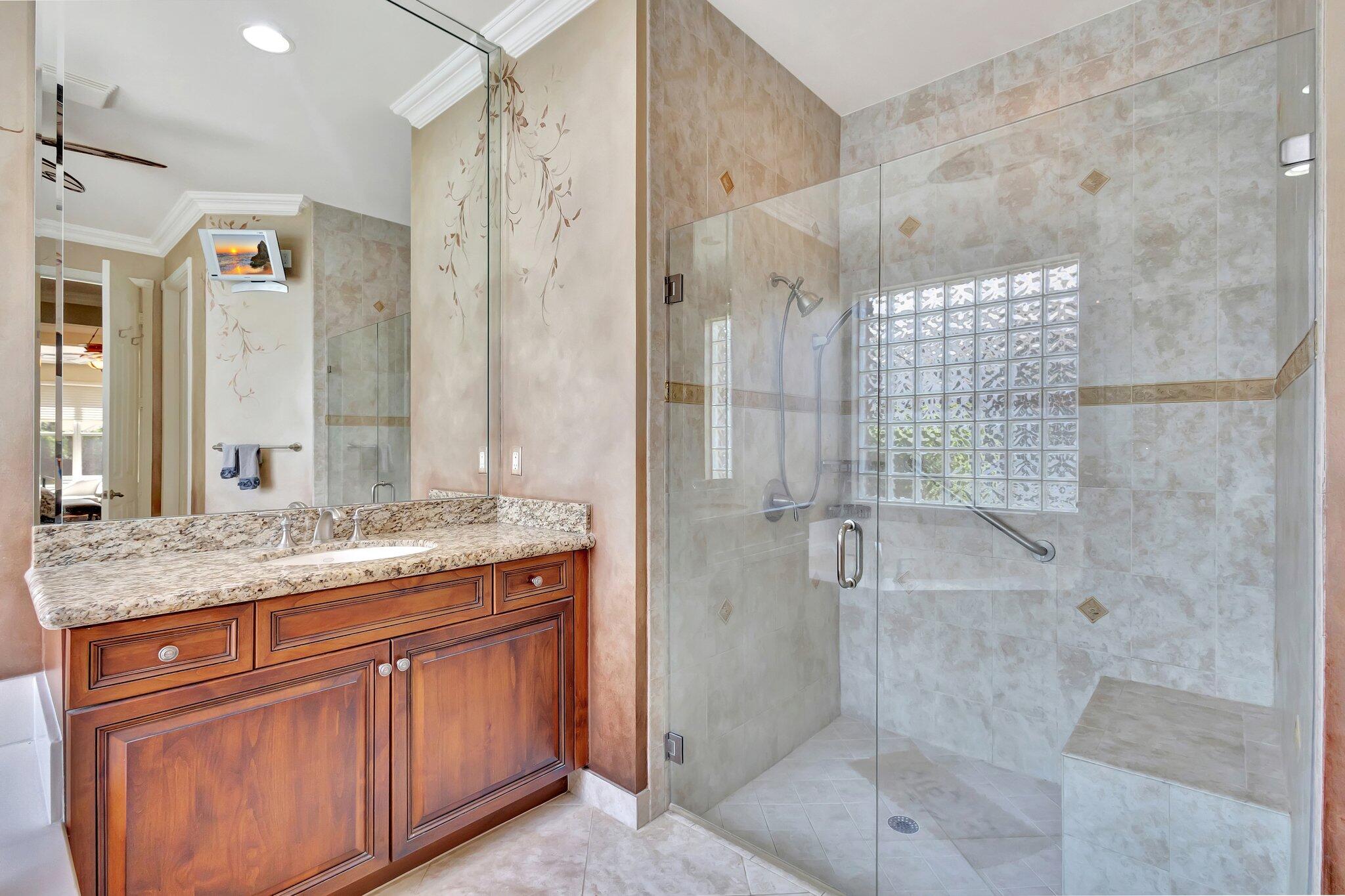 7095 Corning Circle