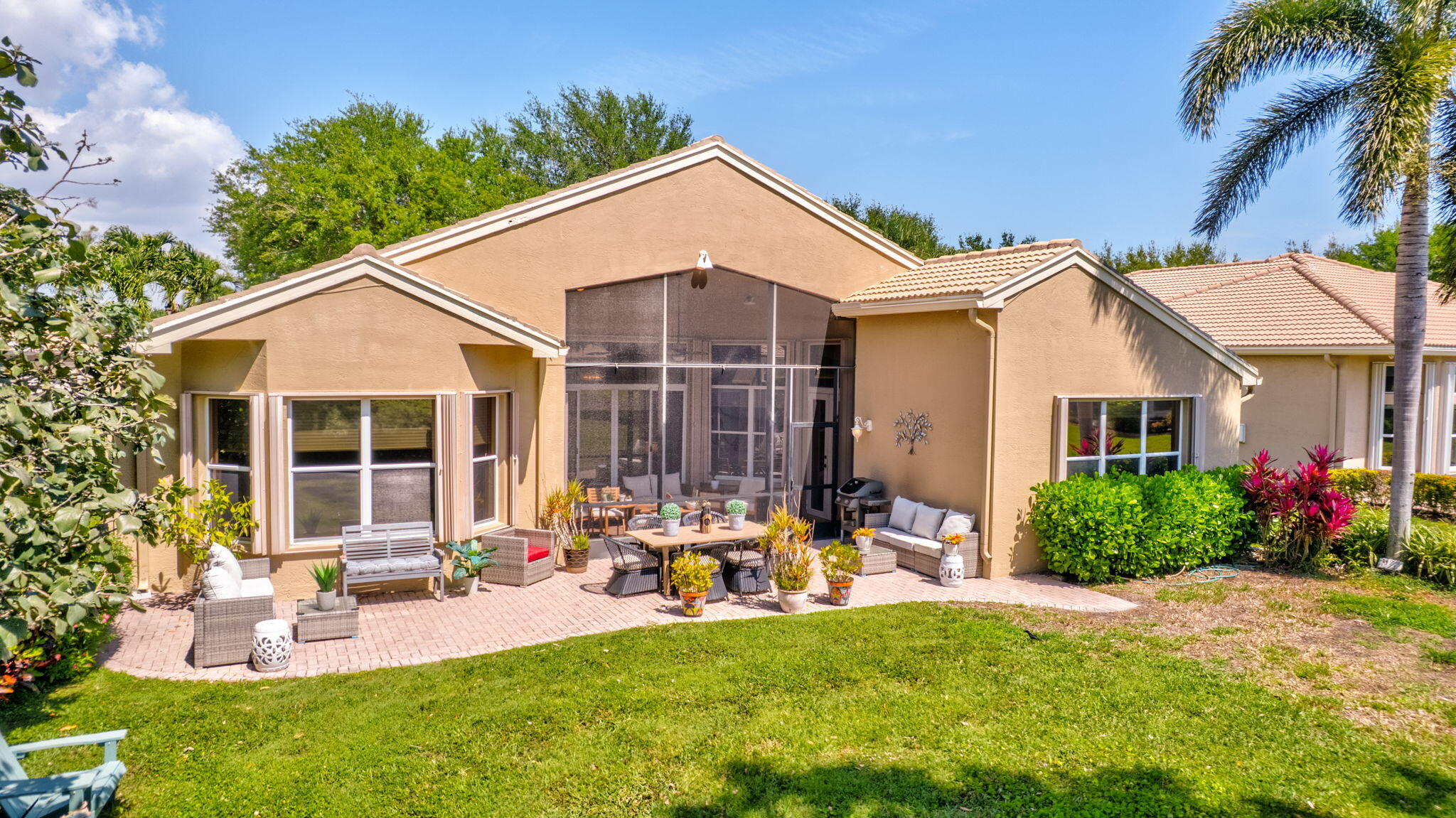 7095 Corning Circle