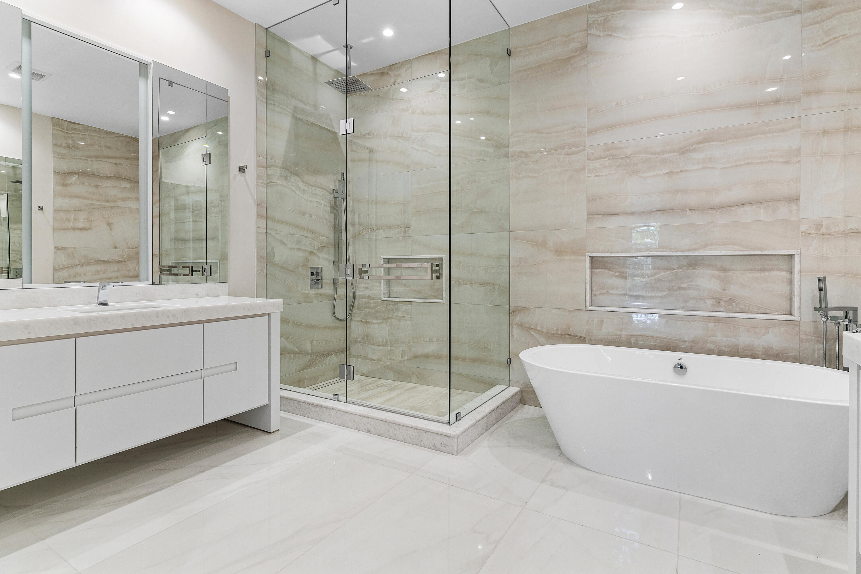 220 SE Mizner Boulevard Villa 104