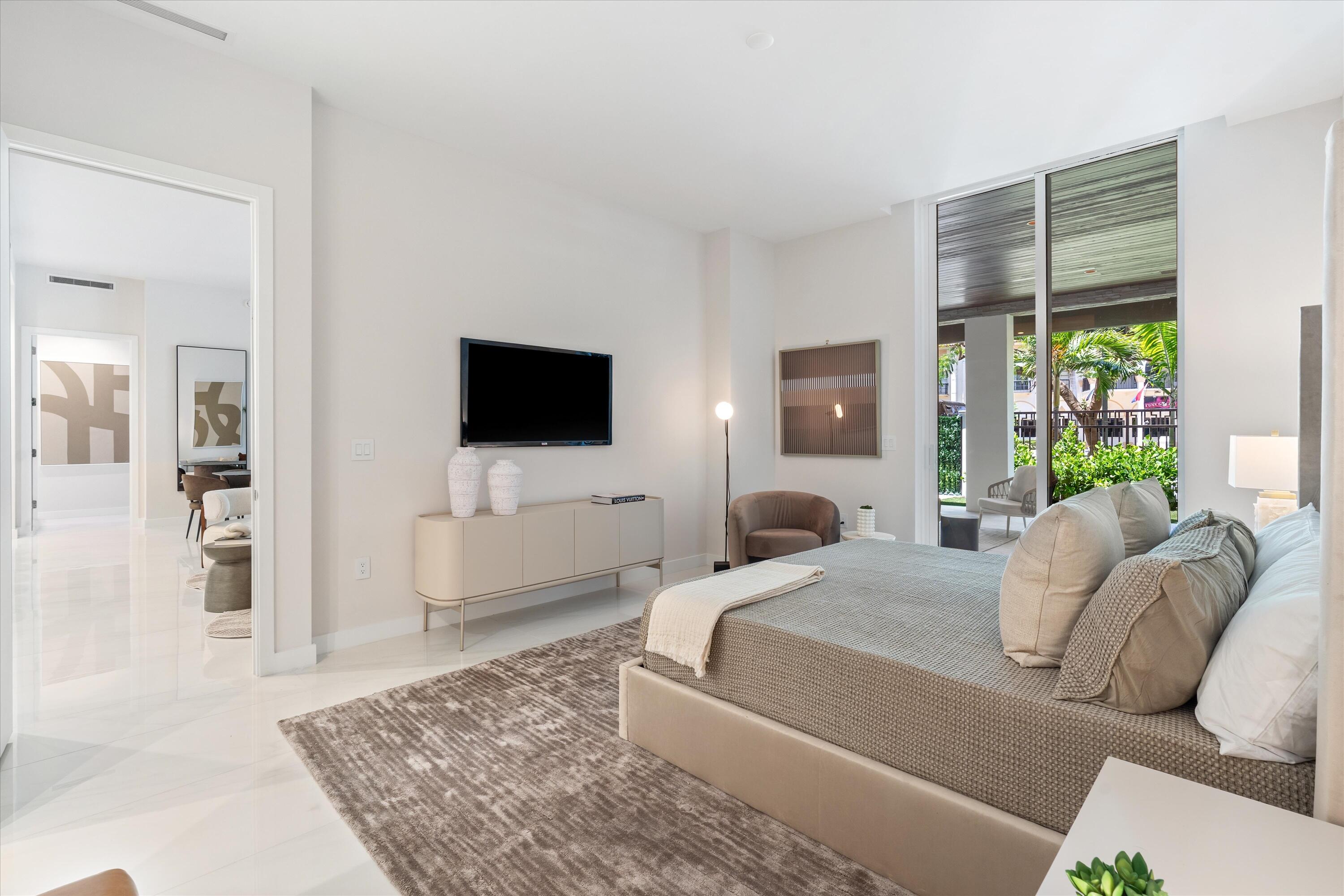 220 SE Mizner Boulevard Villa 104