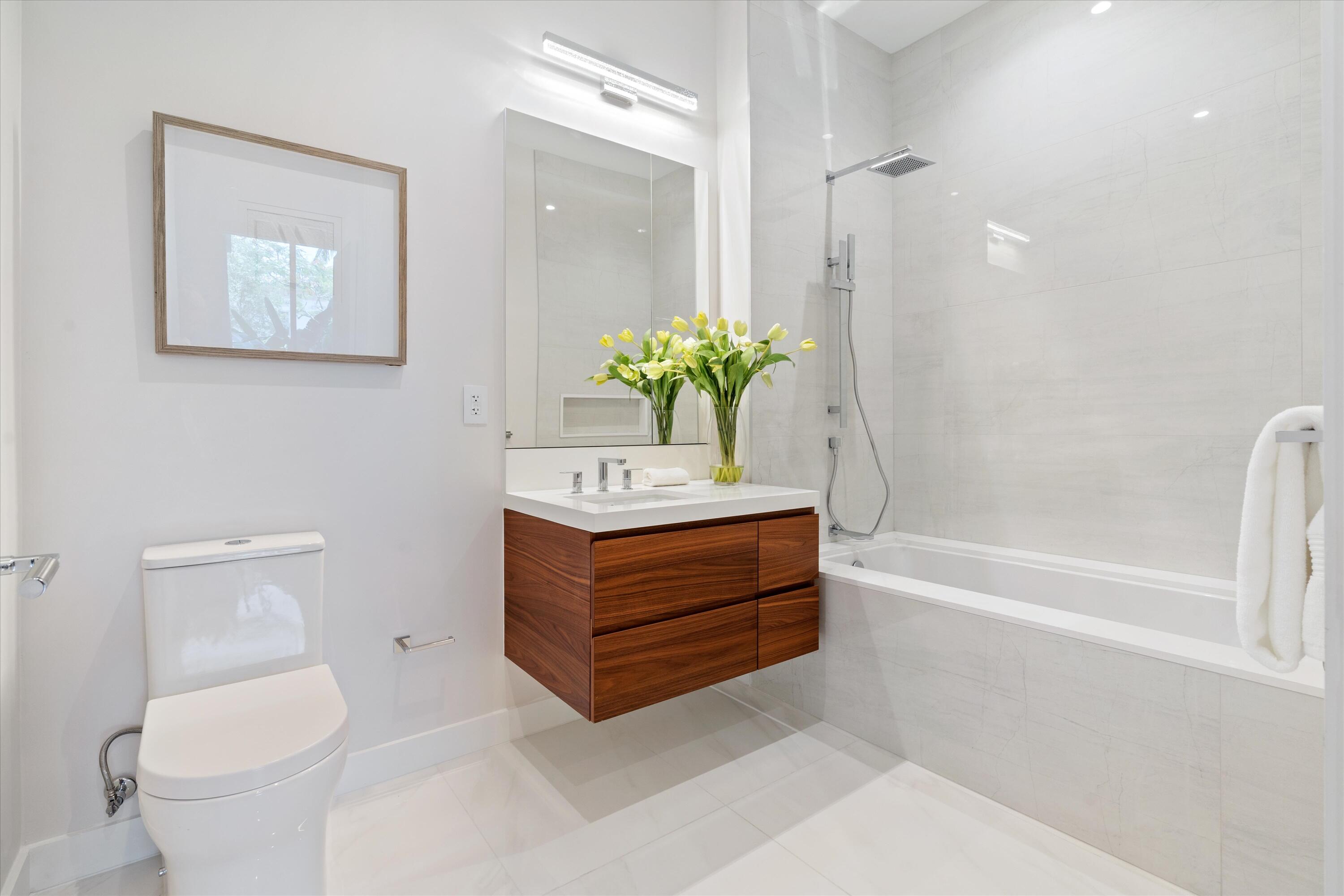 220 SE Mizner Boulevard Villa 104