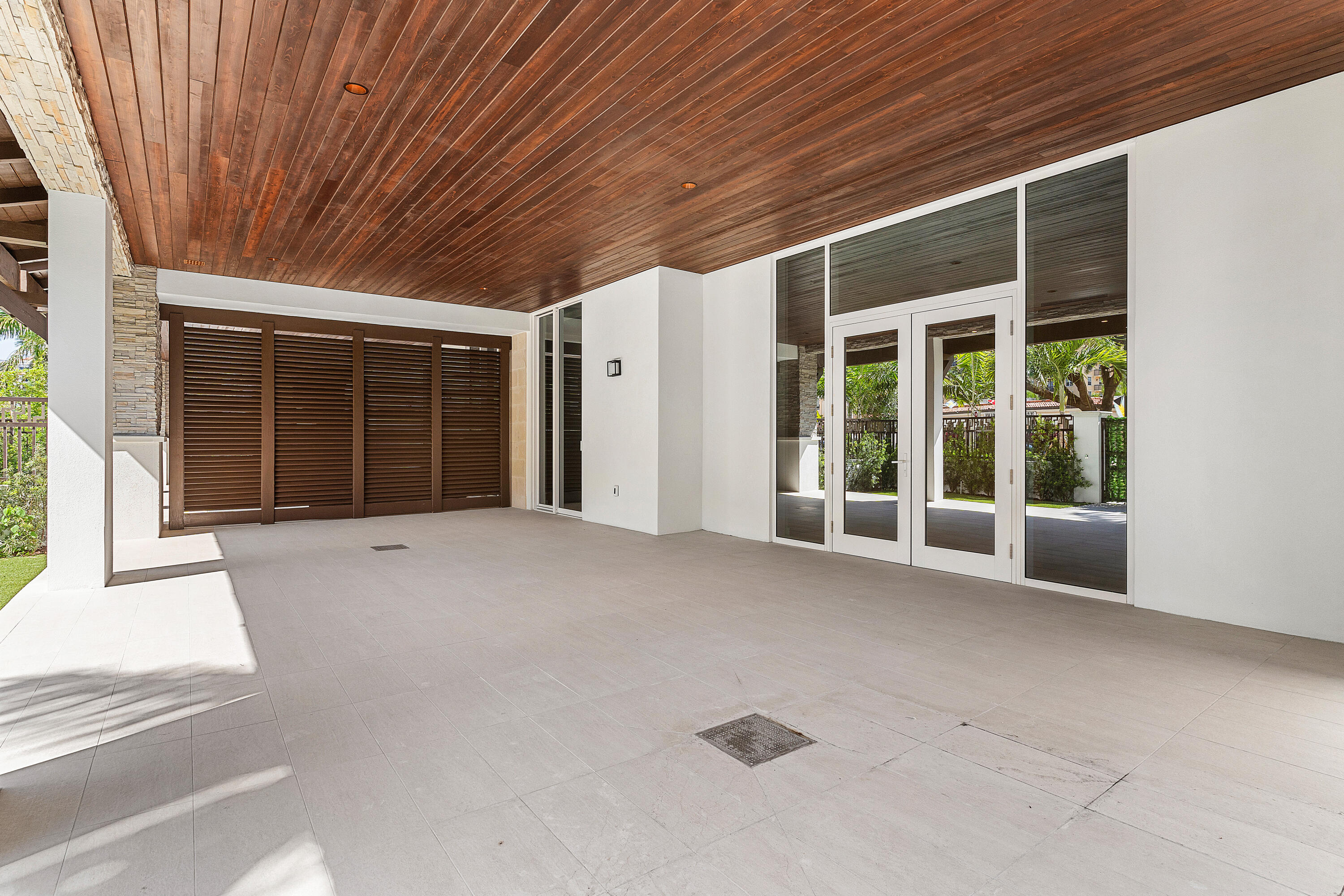 220 SE Mizner Boulevard Villa 104