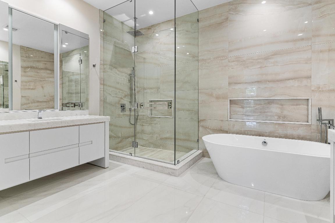 220 SE Mizner Boulevard Villa 104