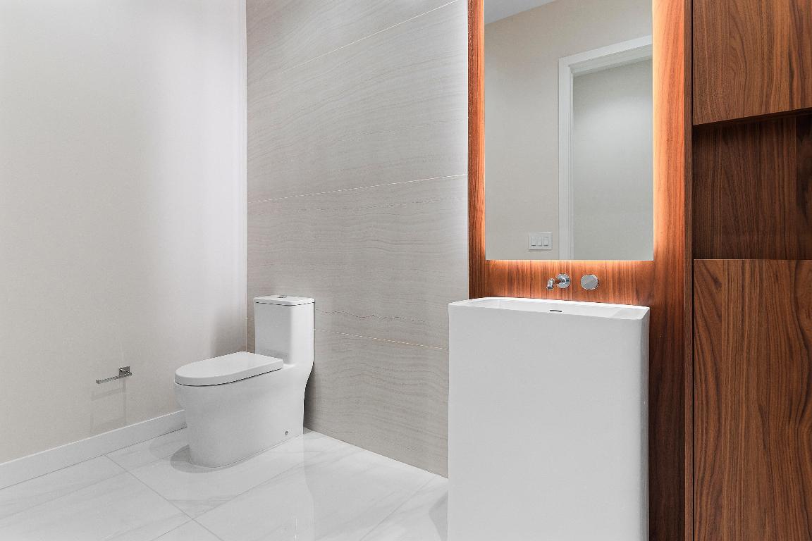 220 SE Mizner Boulevard Villa 104