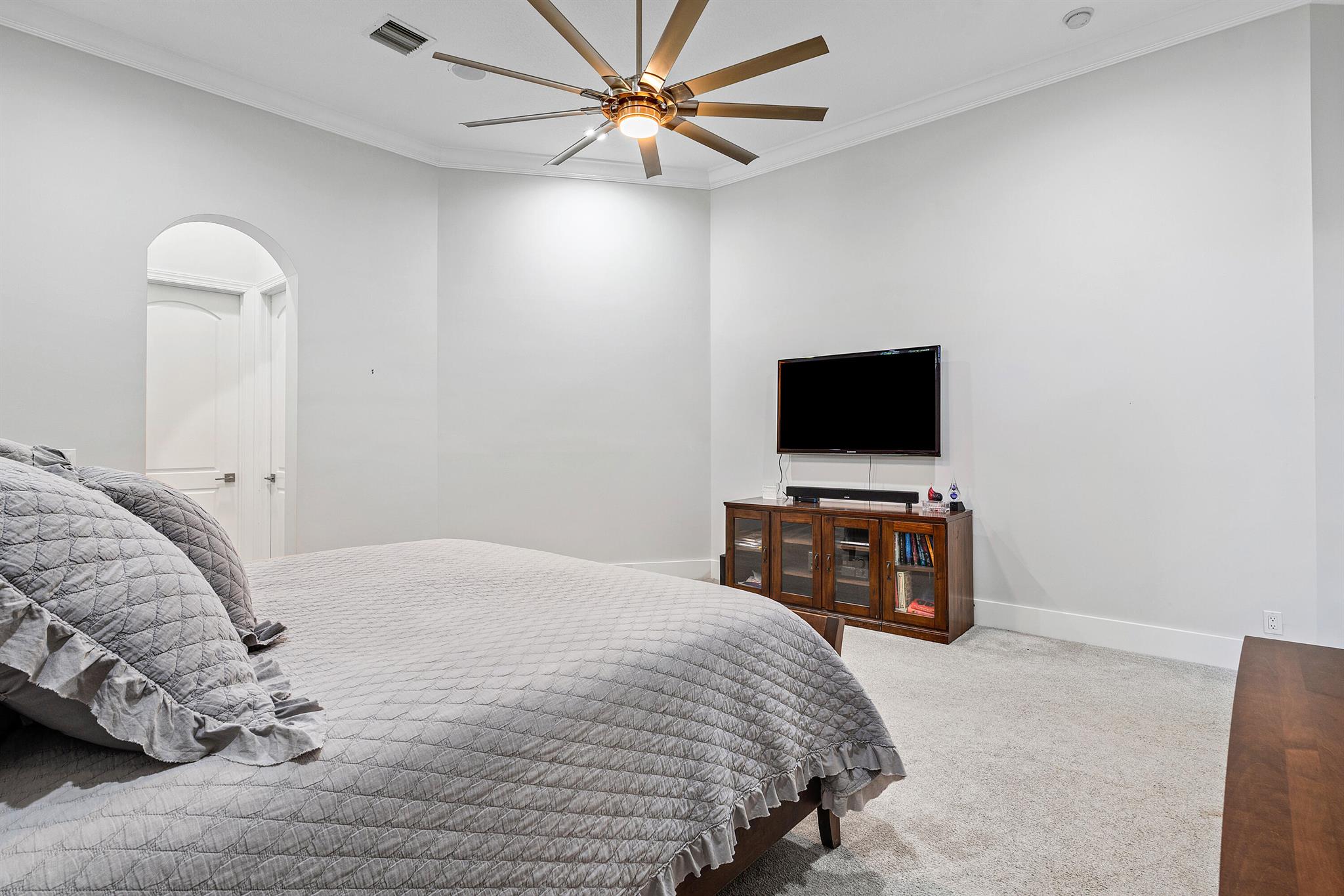 16313 Mira Vista Lane