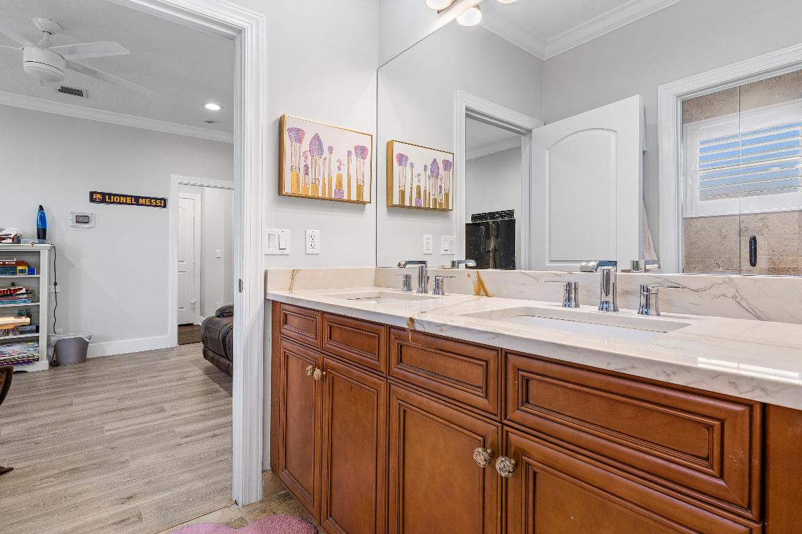 16313 Mira Vista Lane