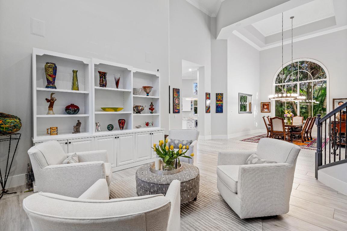 16313 Mira Vista Lane